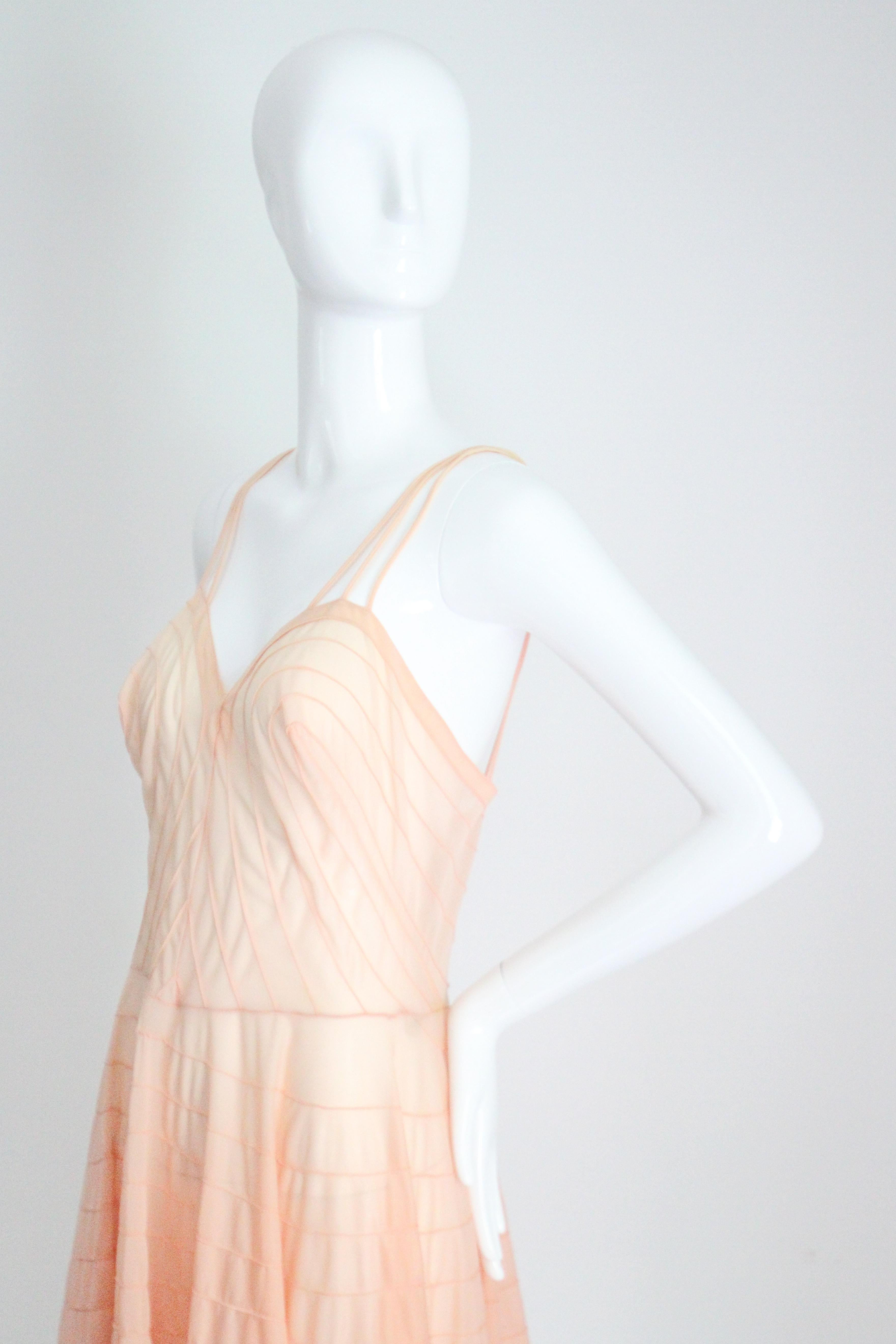 De las mujeres Vestido de melocotón vintage de los años 50 Slip lencería Vanity Fair de los años 50 UK 10-12 US 6-8 en venta