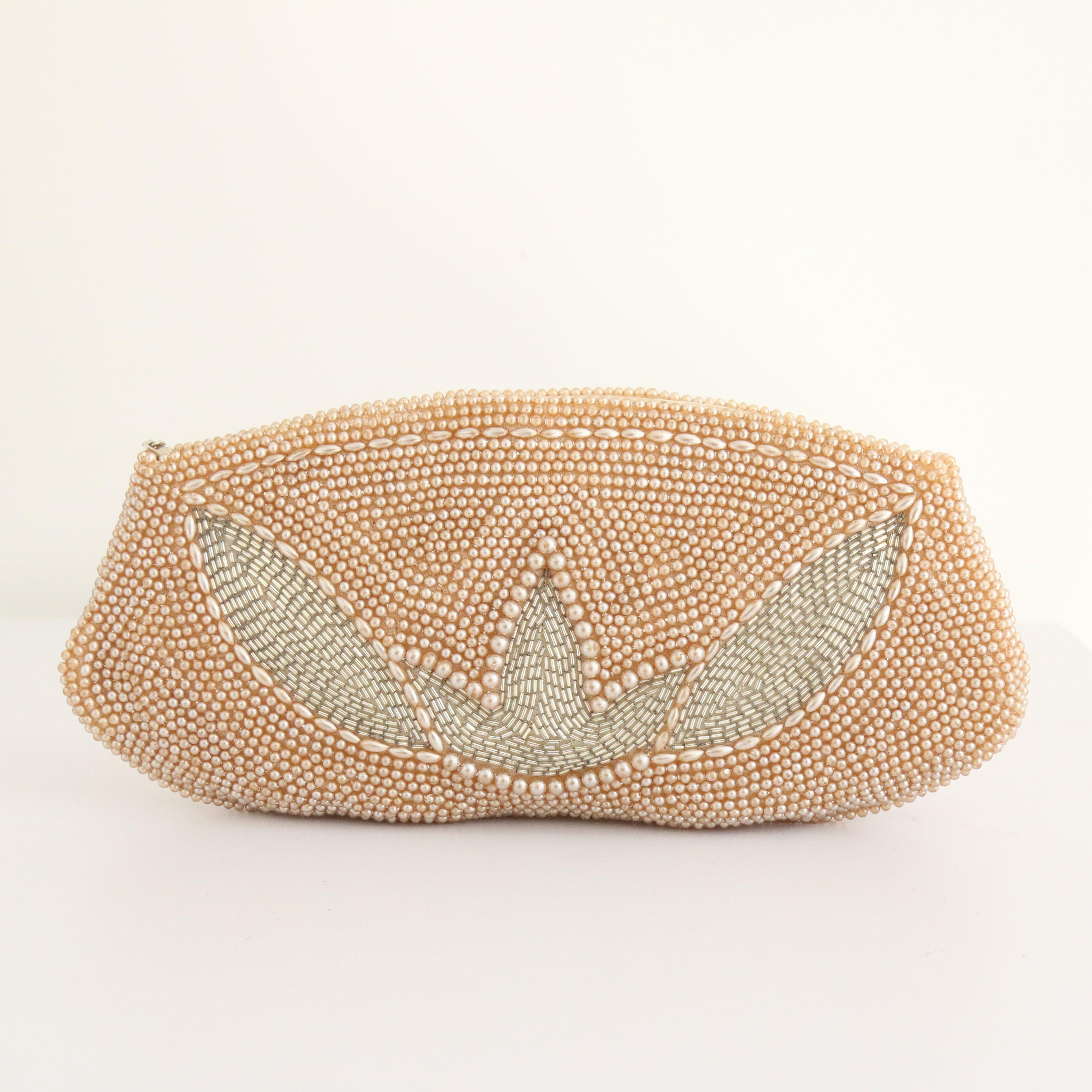 Women's or Men's Vintage 1950's Pearl and silver beaded clutch bag small evening bag pearl bag For Sale