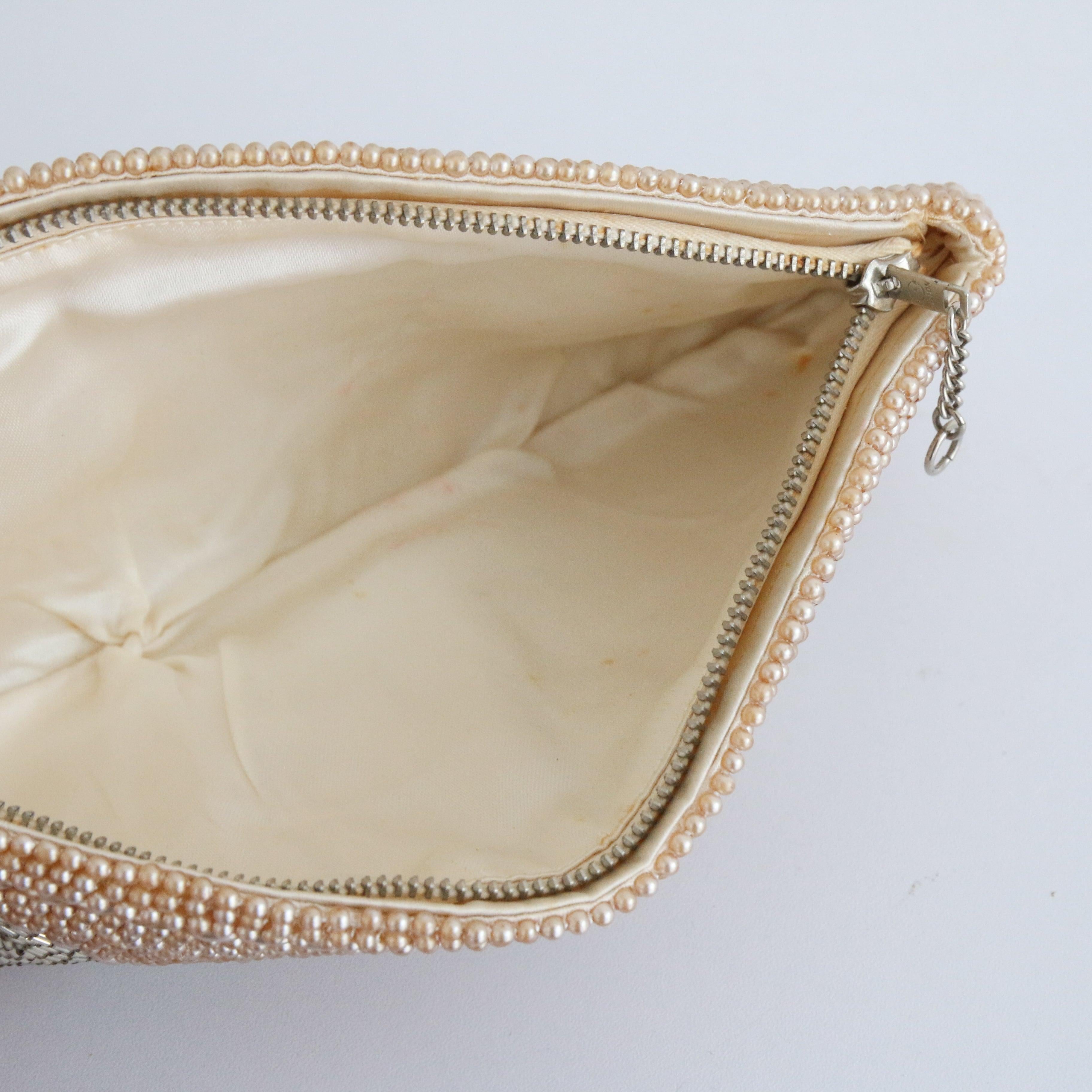 Vintage 1950's Pearl and silver beaded clutch bag small evening bag pearl bag For Sale 1