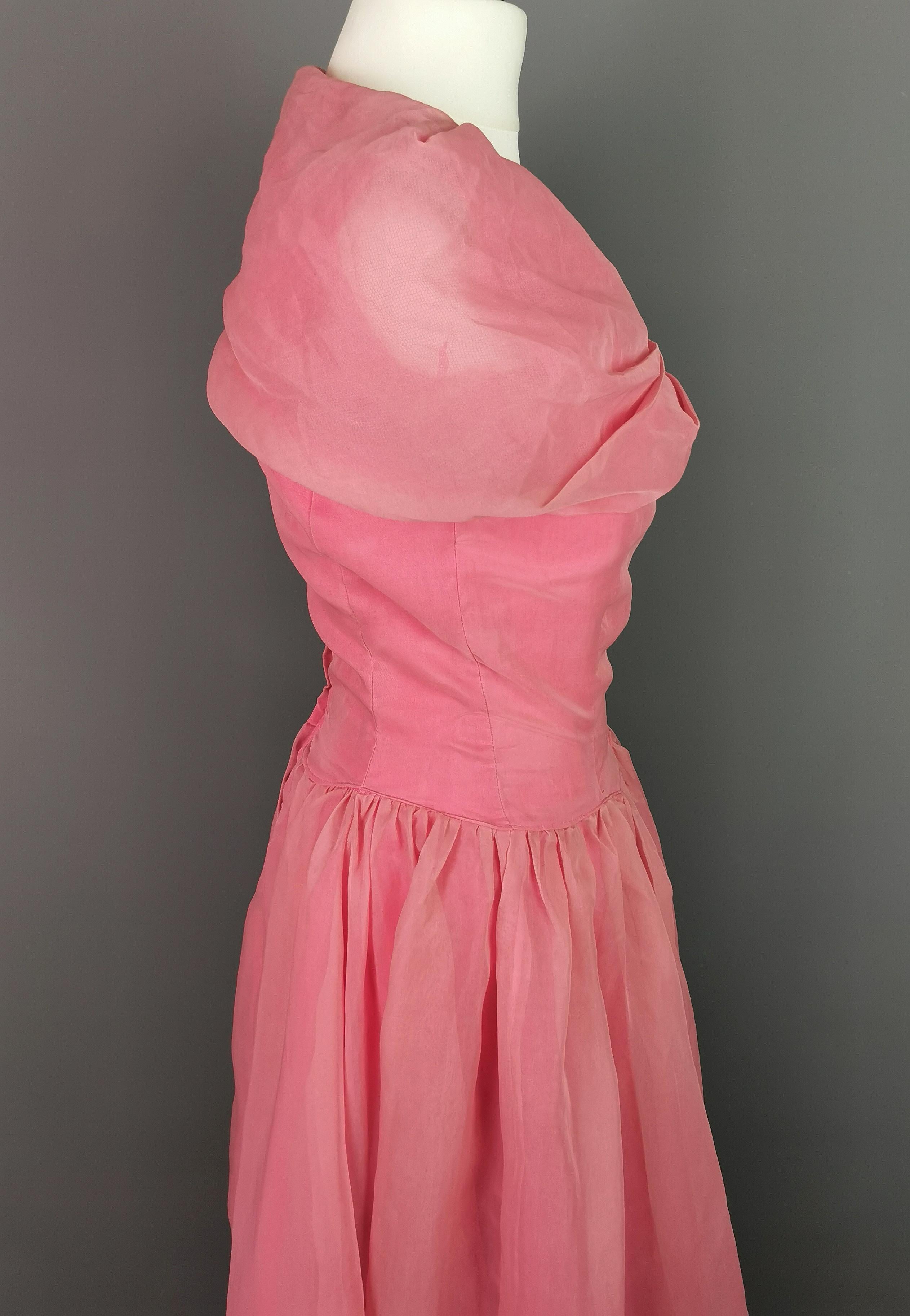 Robe de soirée vintage en mousseline de soie rose des années 1950, style de soirée  en vente 8