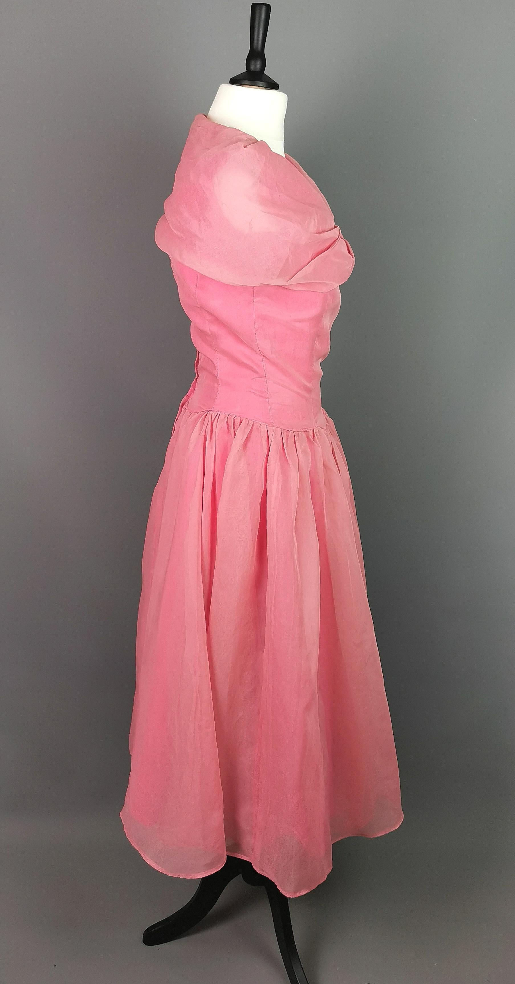 Robe de soirée vintage en mousseline de soie rose des années 1950, style de soirée  en vente 5