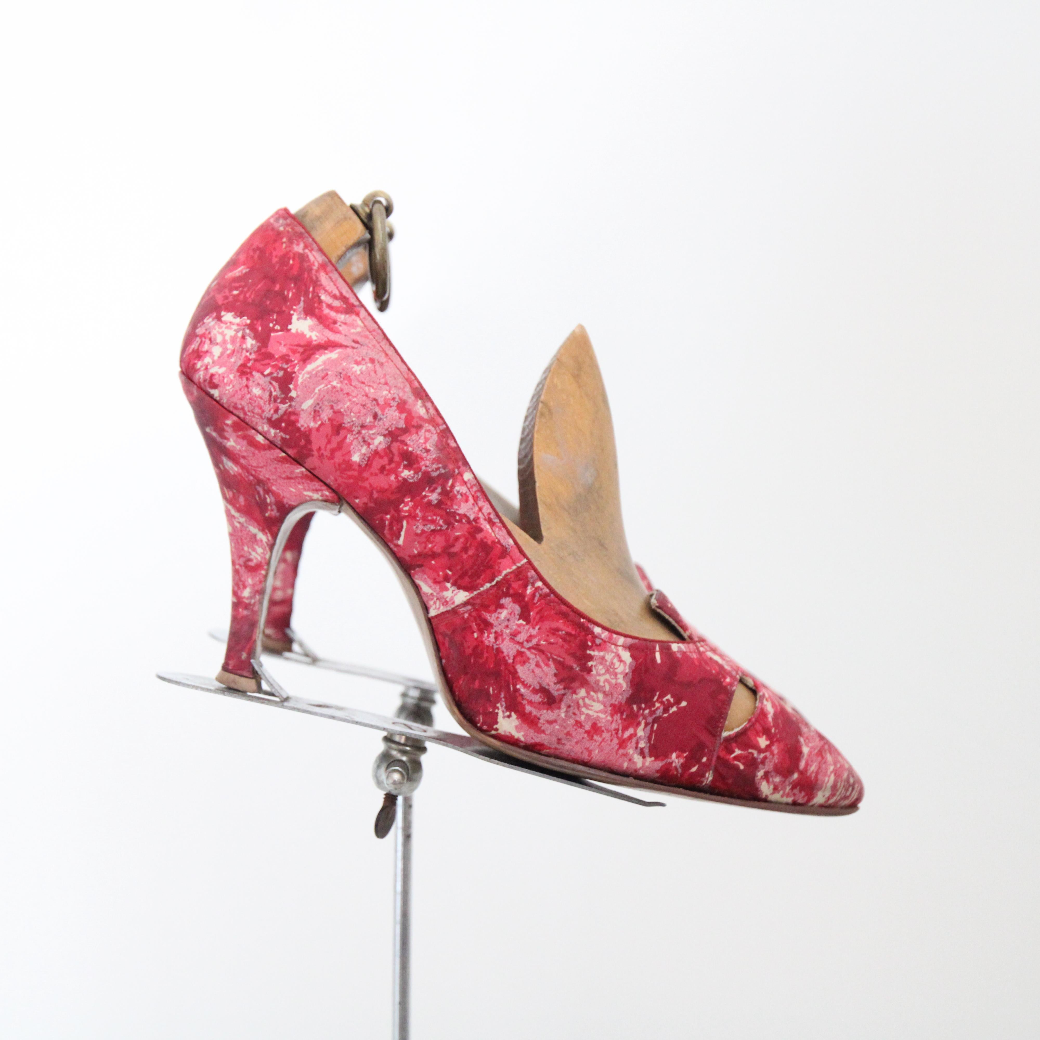 Zapatos de tacón vintage años 50 rosa acuarela seda floral UK 5 US 7 EU 38 Marrón en venta