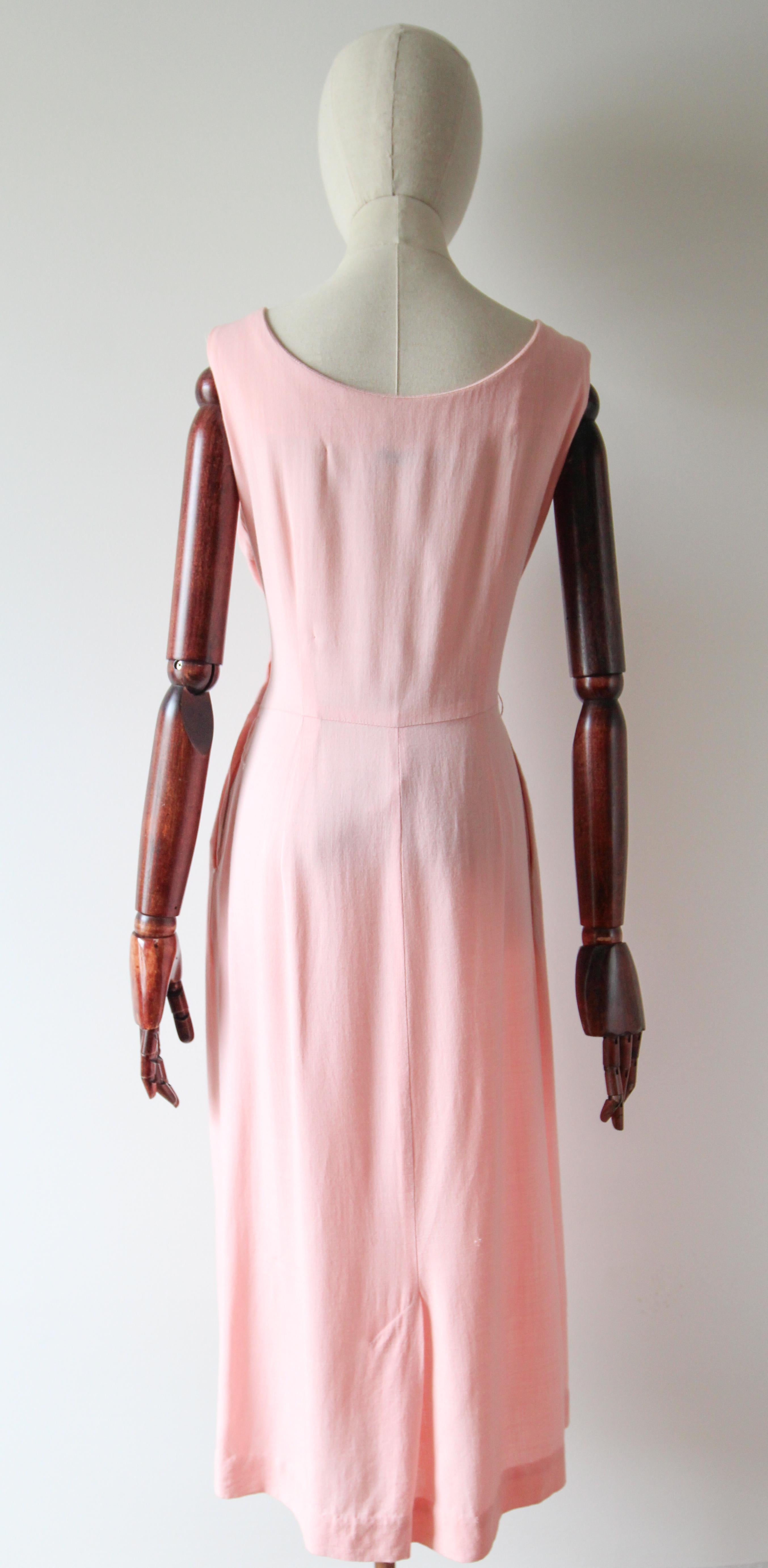 Vestido vintage años 50 rosa escote corazón pedrería algodón UK 12 US 8 en venta 4