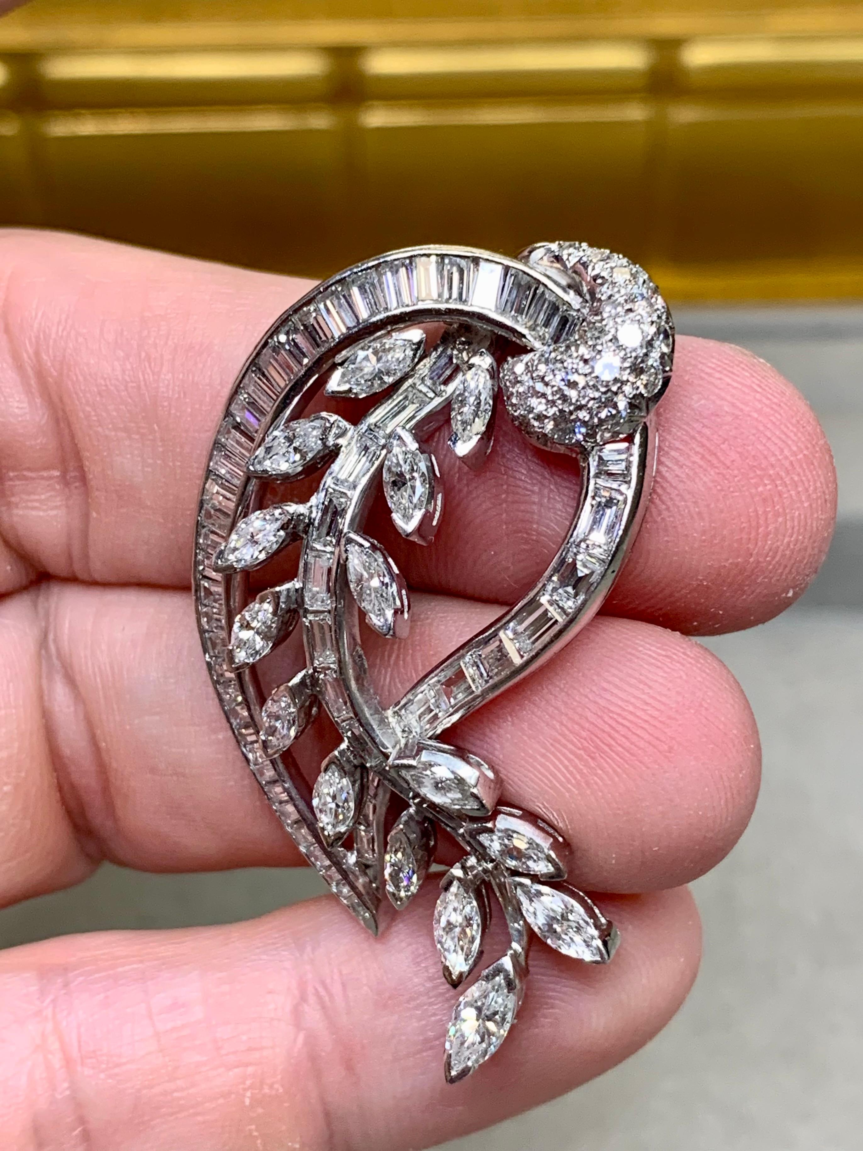 Spilla Vintage 1950 in platino con diamante Baguette Marquise Paisley Leaf 7ctw in vendita 3