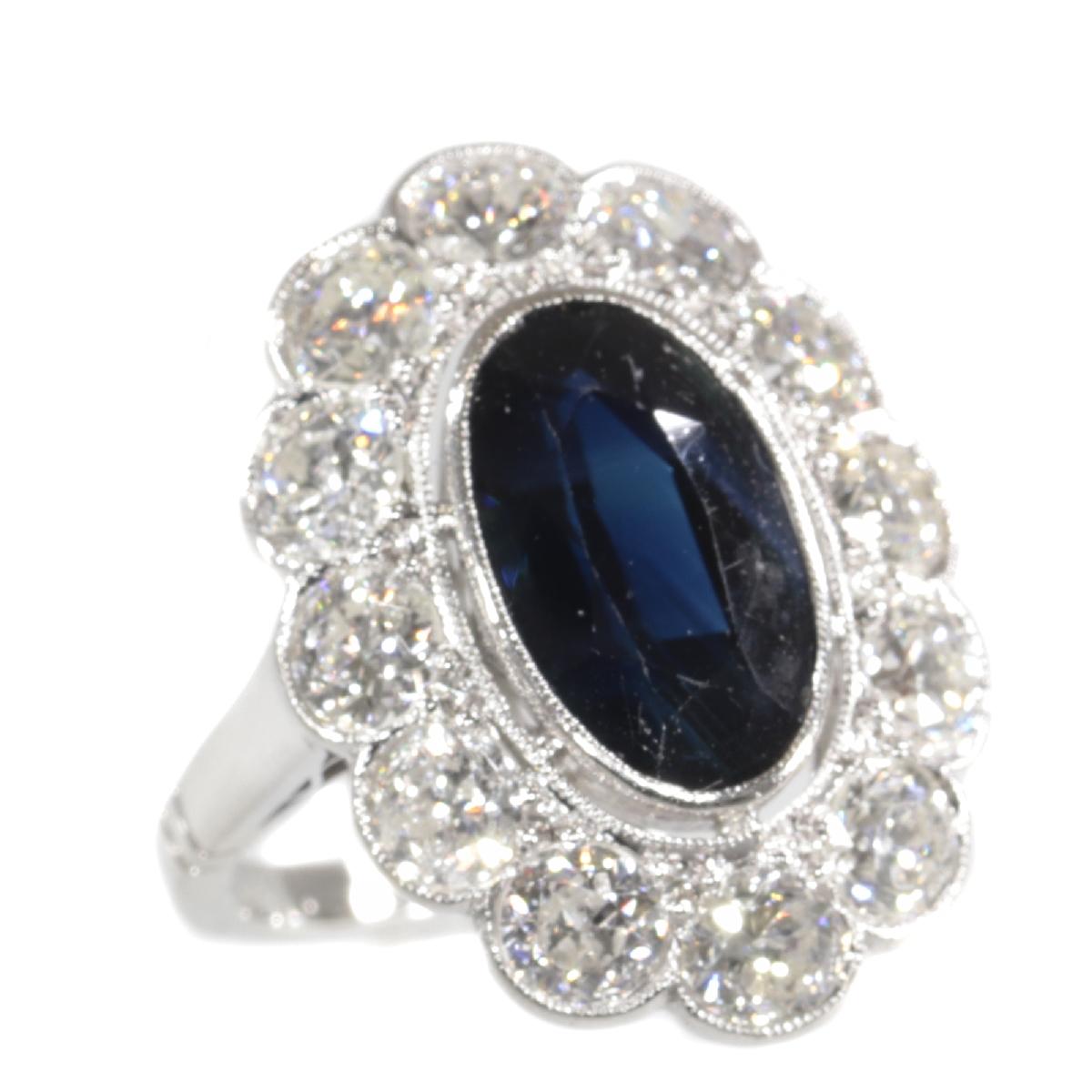 Vintage 1950s Platinum Diamond and Sapphire Engagement Ring, Lady Di Style For Sale 4