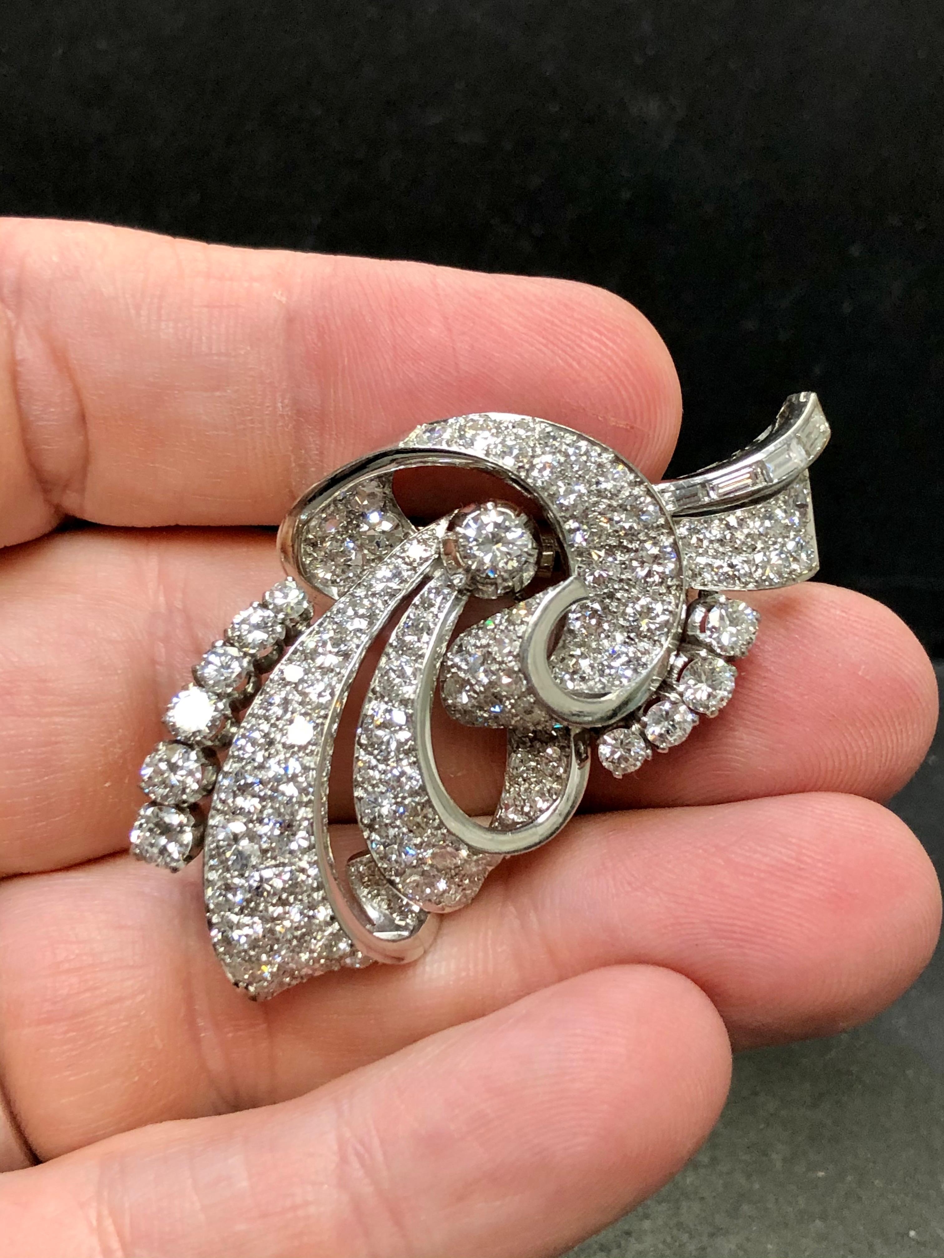 Estate Vintage 1950’s Platinum Large Ornate Diamond Brooch Pin 7.60cttw For Sale 1