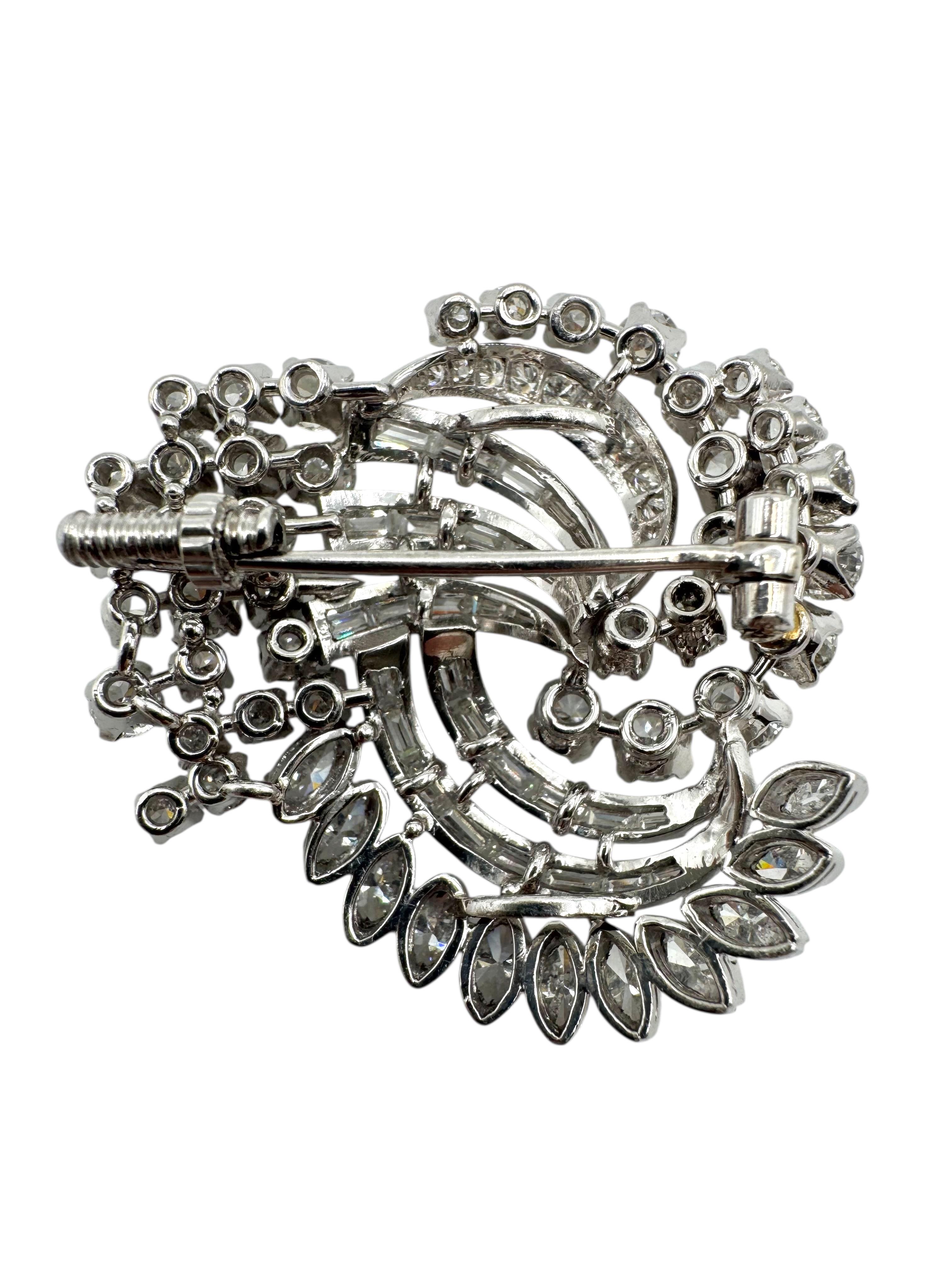 Taglio brillante Spilla/pendente in platino anni '50 vintage con diamante in vendita