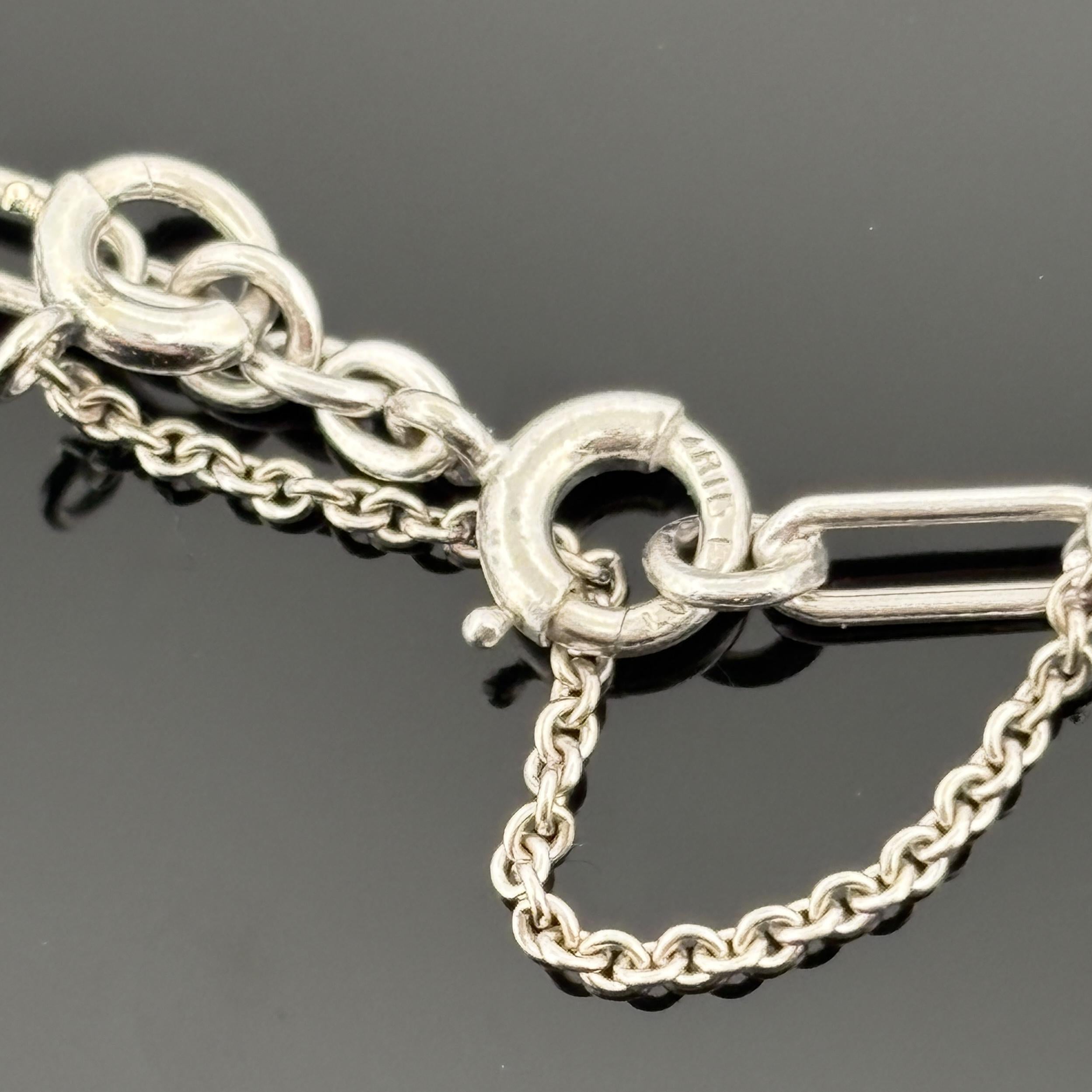 Vintage 1950s Platinum & Diamond Charm Bracelet en vente 6