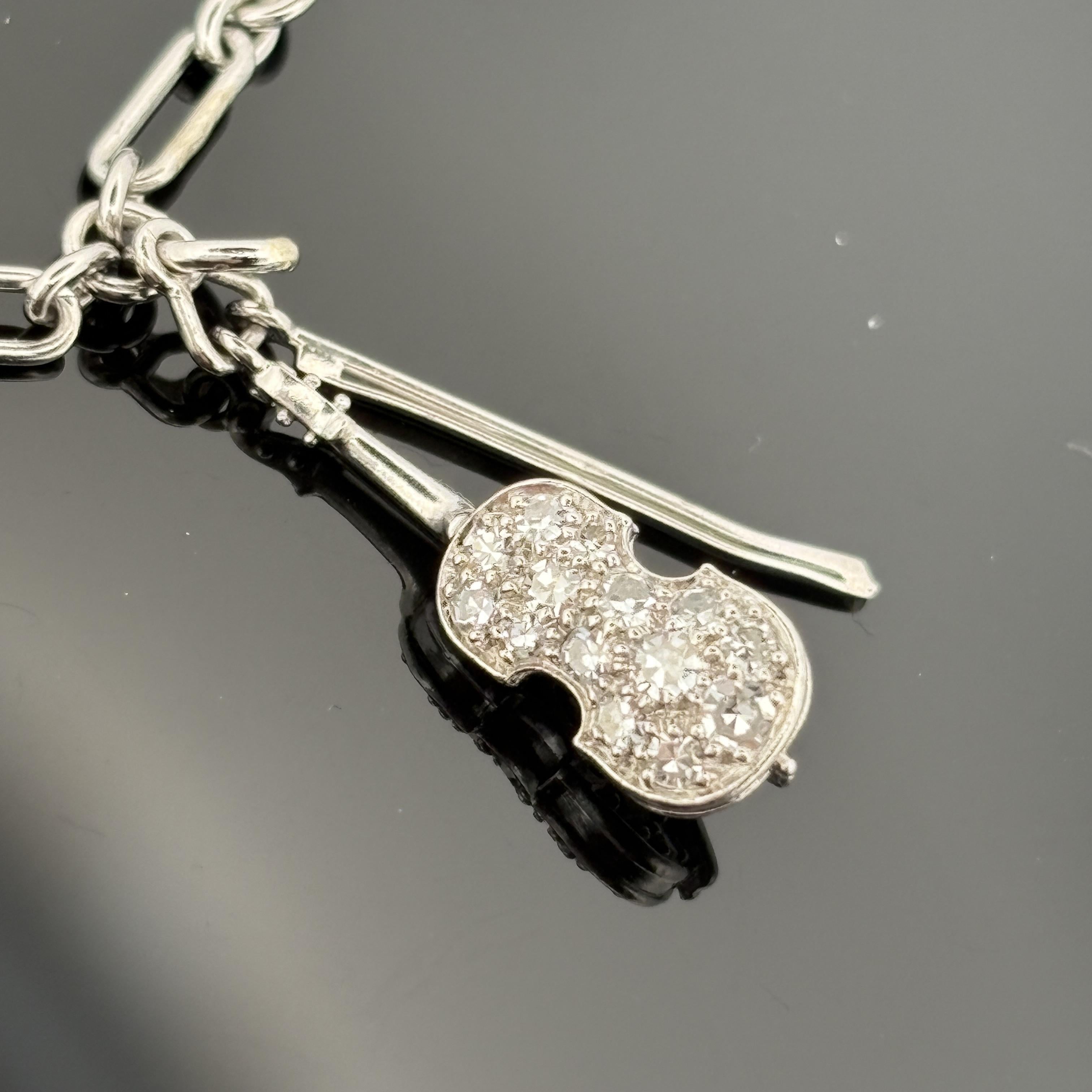 Vintage 1950s Platinum & Diamond Charm Bracelet en vente 10