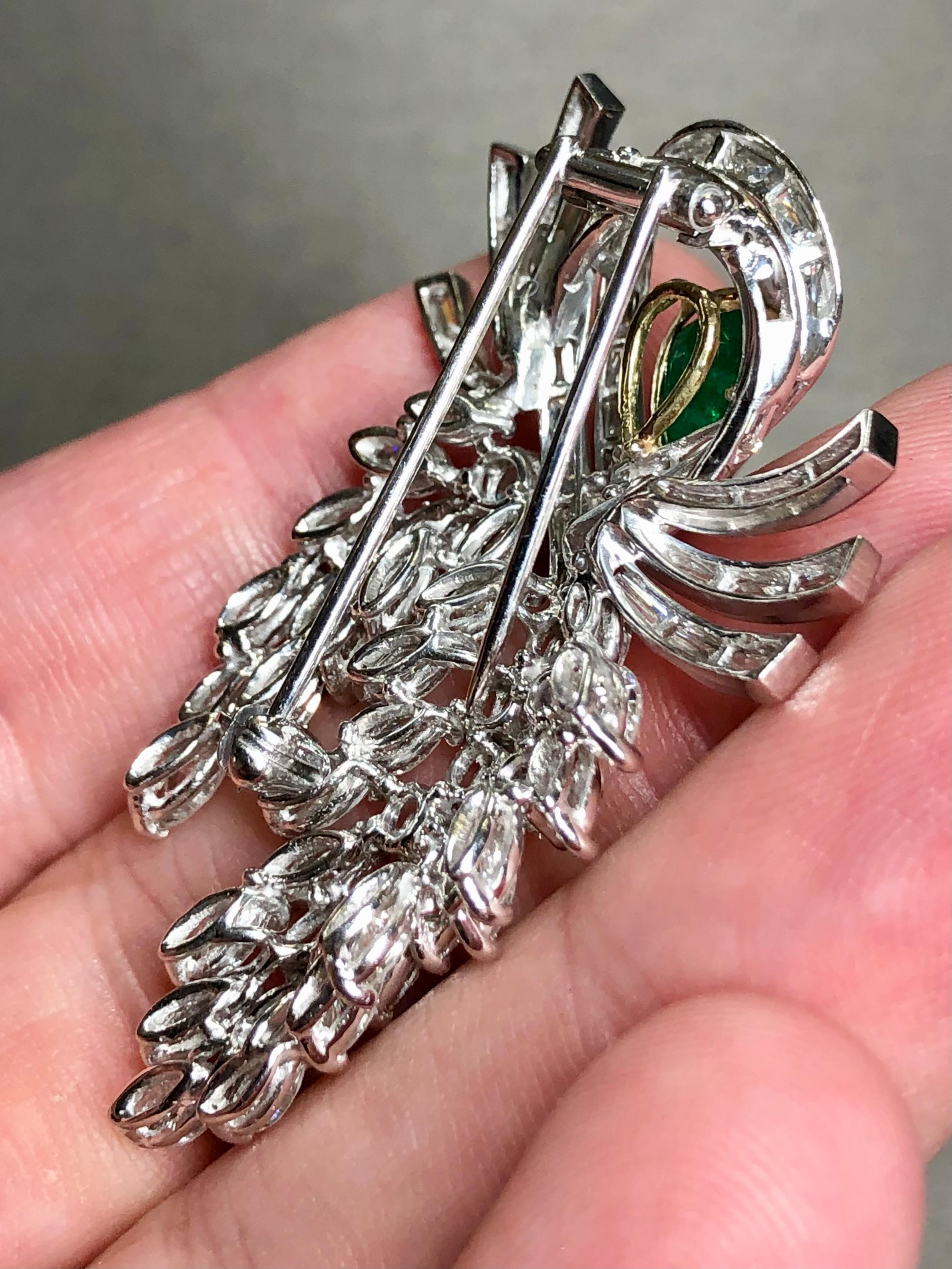 Vintage 1950’s Platinum Diamond Emerald Articulating Brooch Pin 11.30cttw G Vs For Sale 3