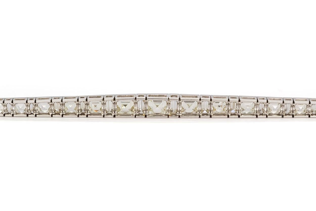 Baguette Cut Vintage 1950s Platinum and Diamond Graduated Line Bracelet 35.00 Carat