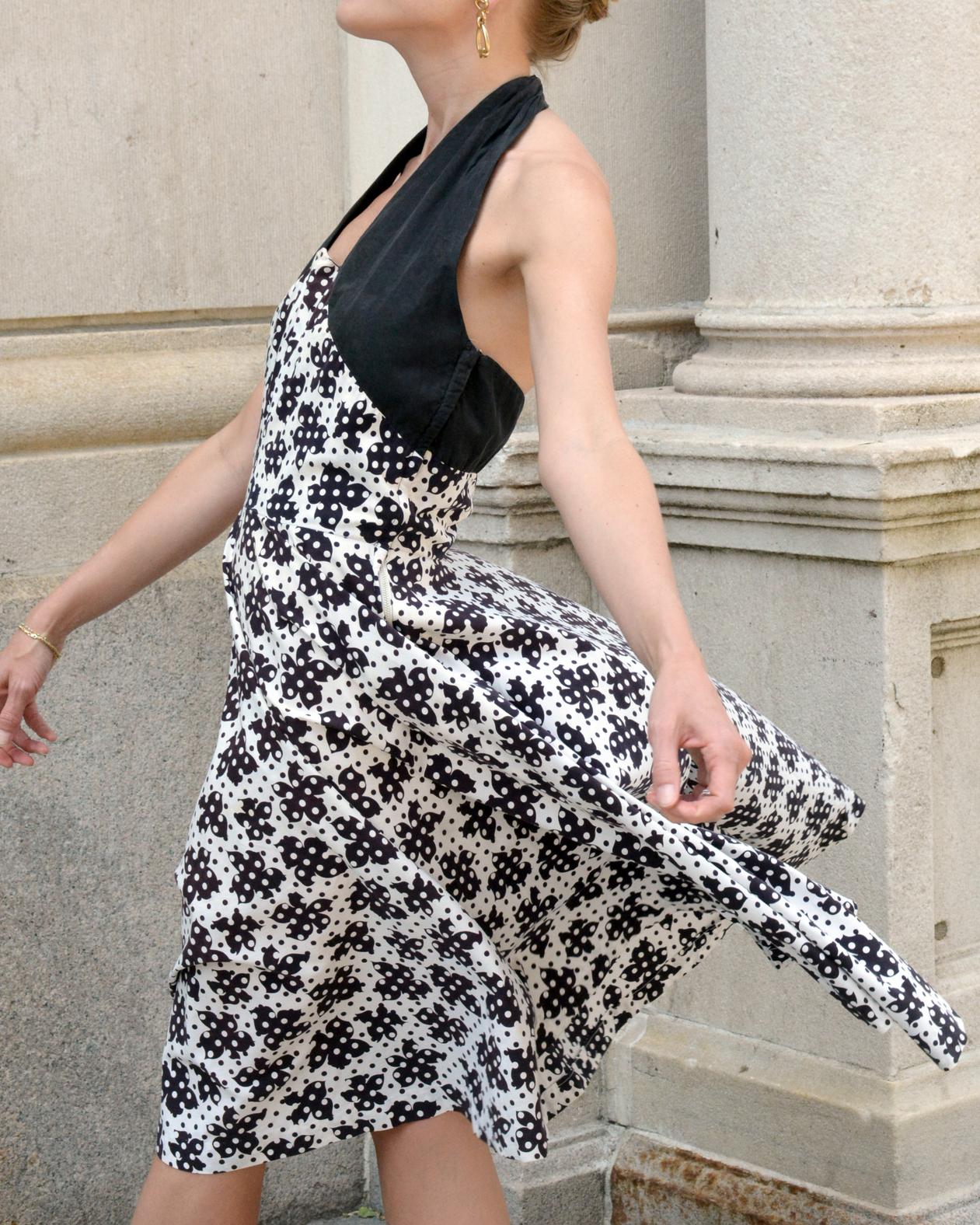 Vintage 1950s Polka-Dot Halter Sundress For Sale 4
