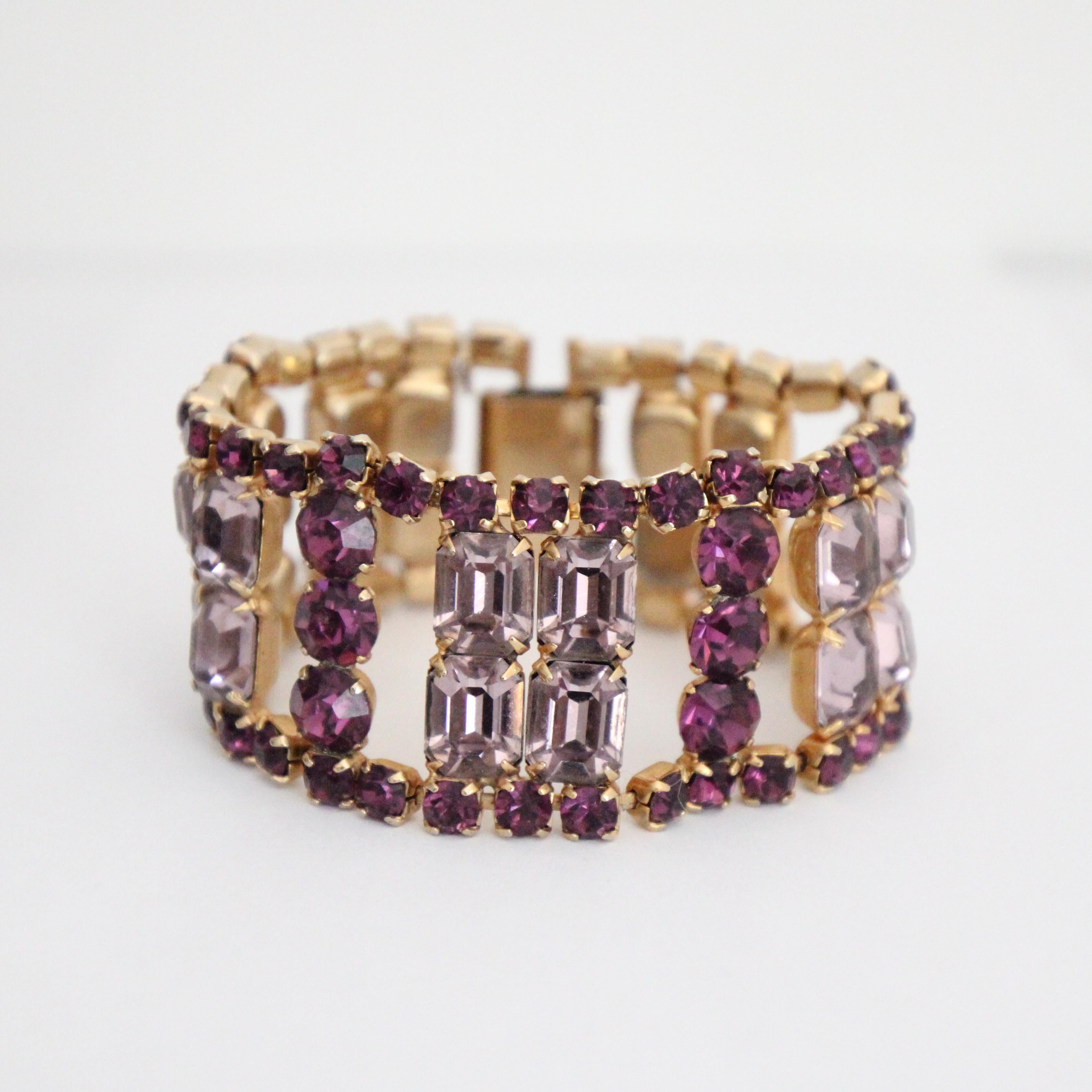 Art déco Vintage 1950's Rhinestone Bracelet Amethyst Lilac Coloured Diamante bracelet en vente
