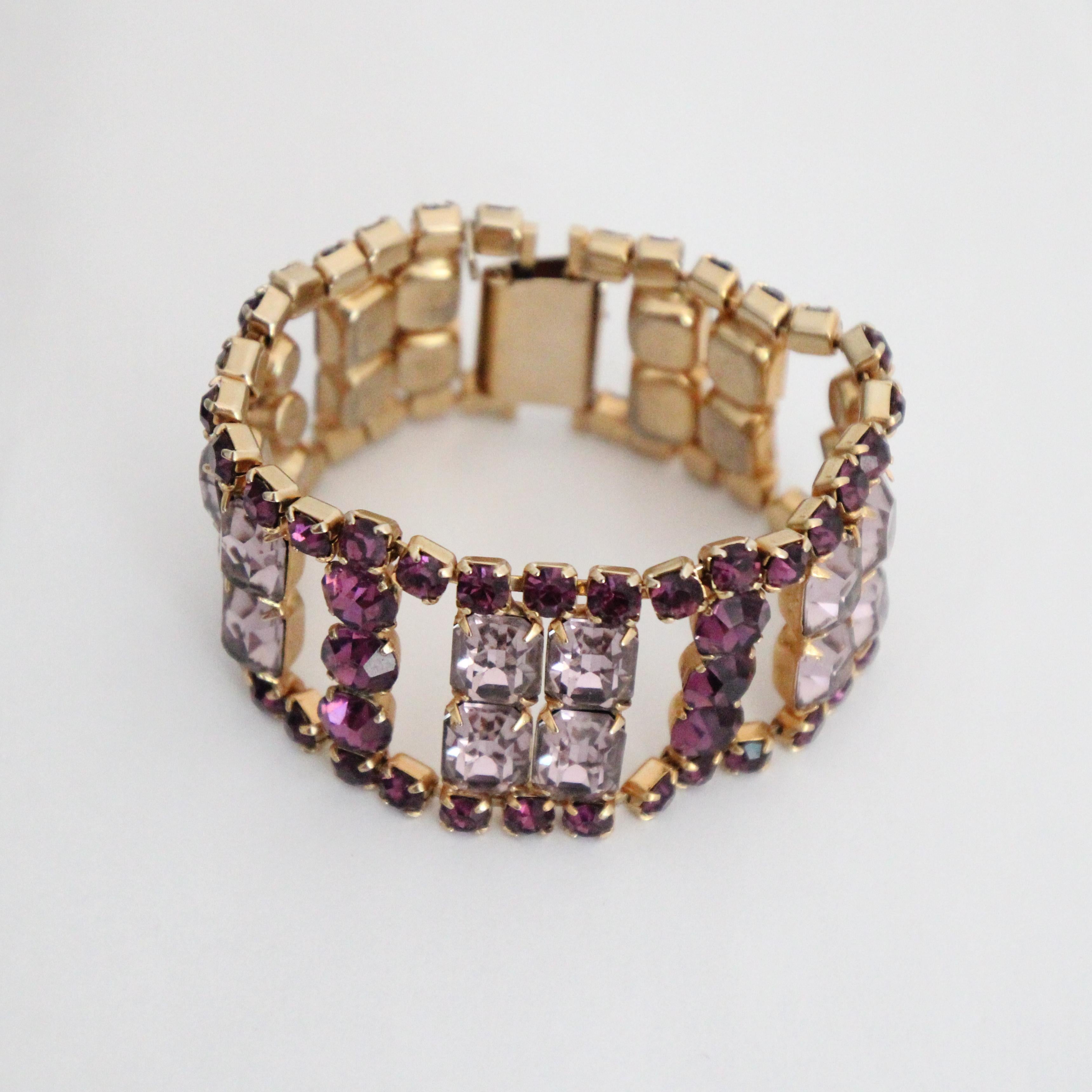 Vintage 1950's Rhinestone Bracelet Amethyst Lilac Coloured Diamante bracelet Bon état - En vente à Cheltenham, GB