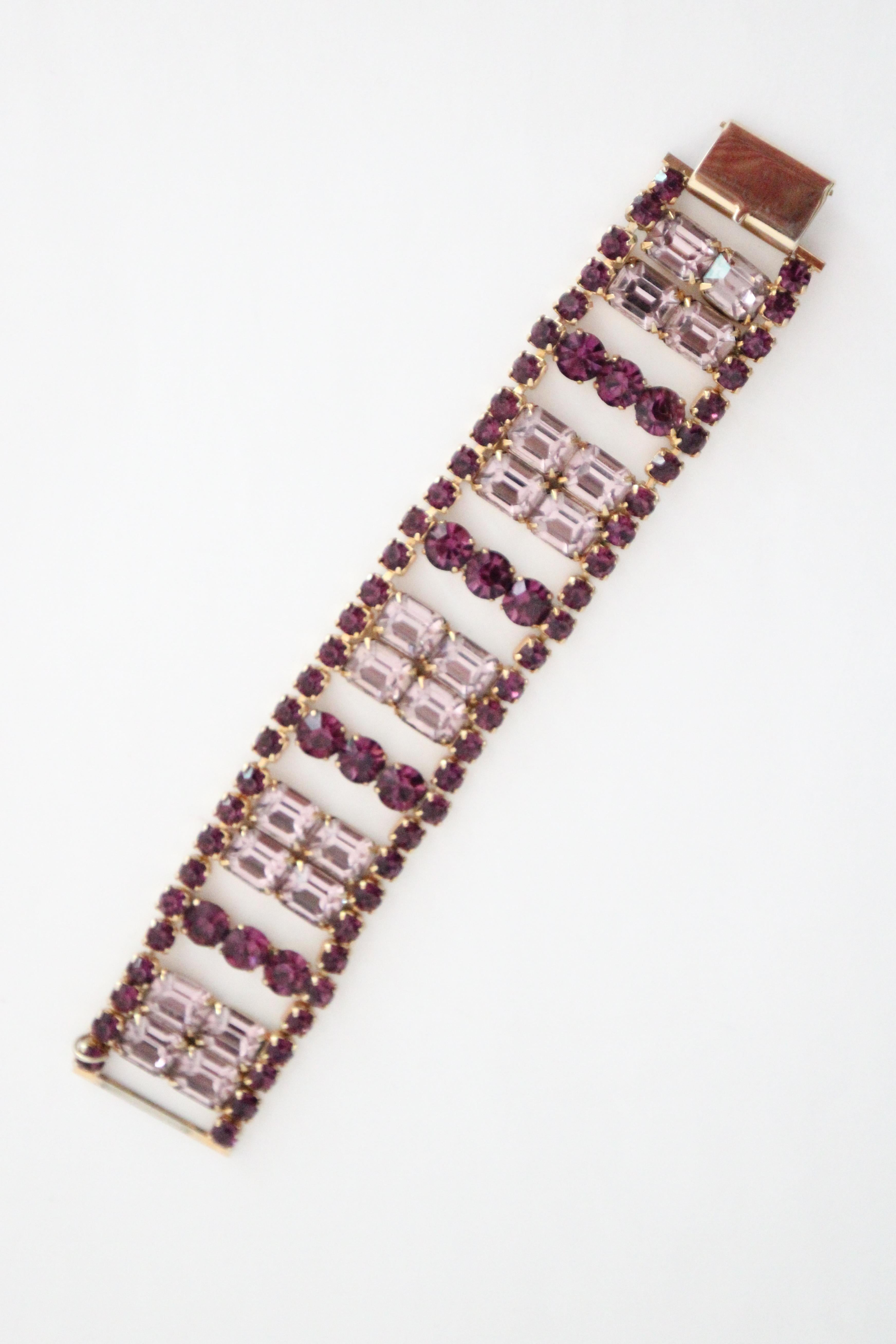 Vintage 1950's Rhinestone Bracelet Amethyst Lilac Coloured Diamante bracelet Unisexe en vente