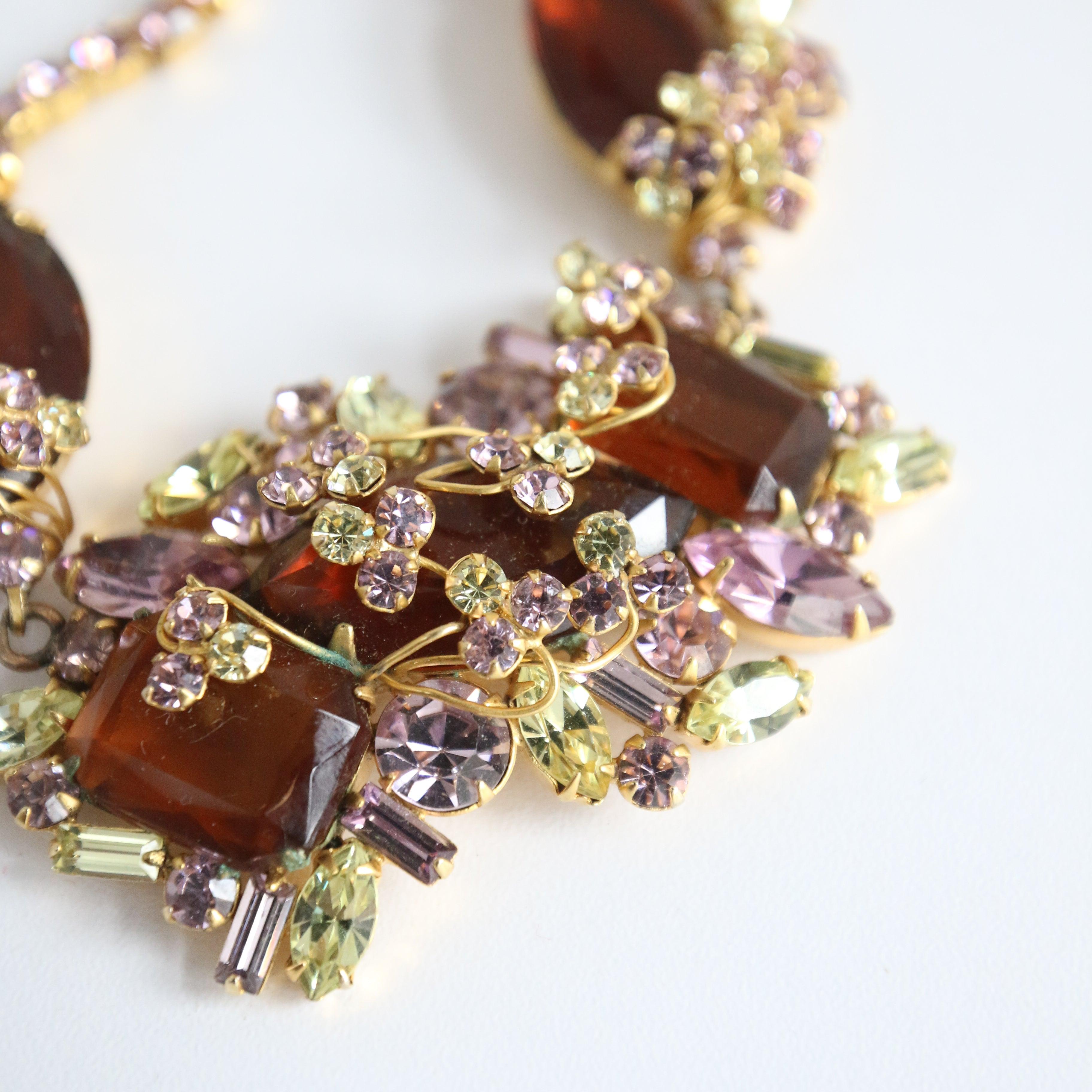 Vintage 1950's Rhinestone Necklace Lilac and Chartreuse Statement Jewel Necklace For Sale 2