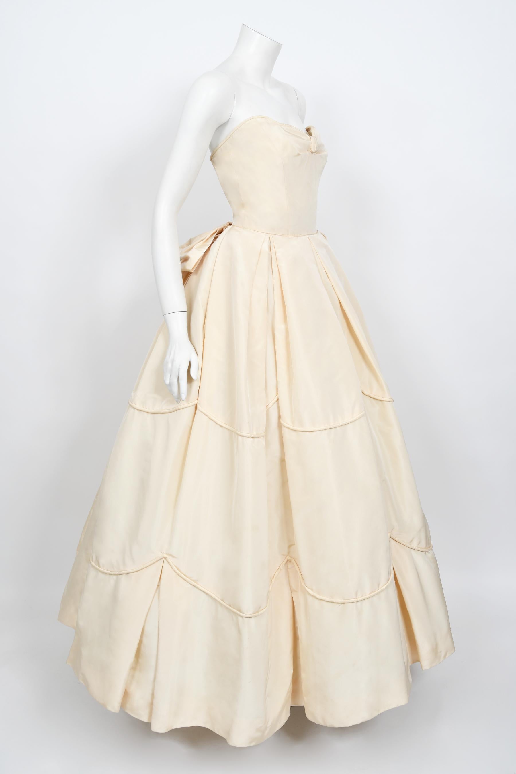 Vintage 1950s Rosalie Macrini Couture Cream Silk Strapless Bridal Wedding Gown   6