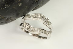 Vintage 1950s Round Diamond 14K White Gold Jacket Ring with Flowy Leaf Design