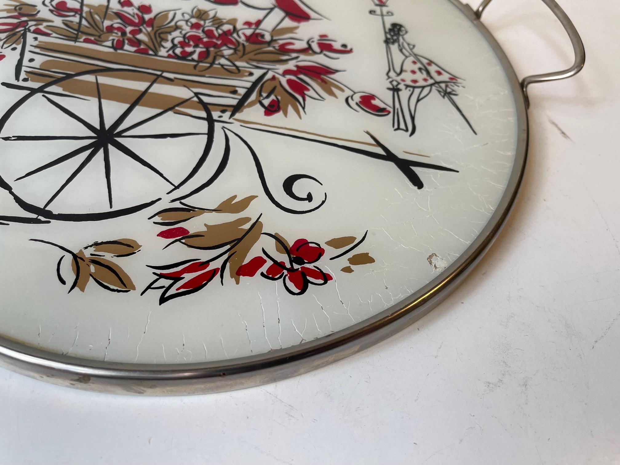 Mid-20th Century Vintage 1950s Round Serving Tray For Sale