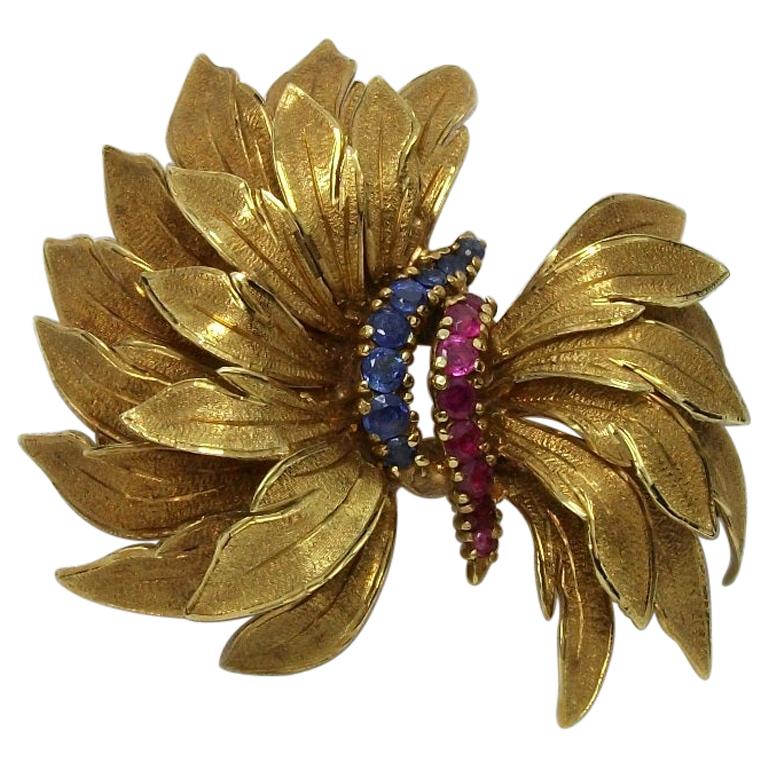 Vintage 1950s Rubies Sapphires 18 Karat Yellow Gold Bow Brooch For Sale