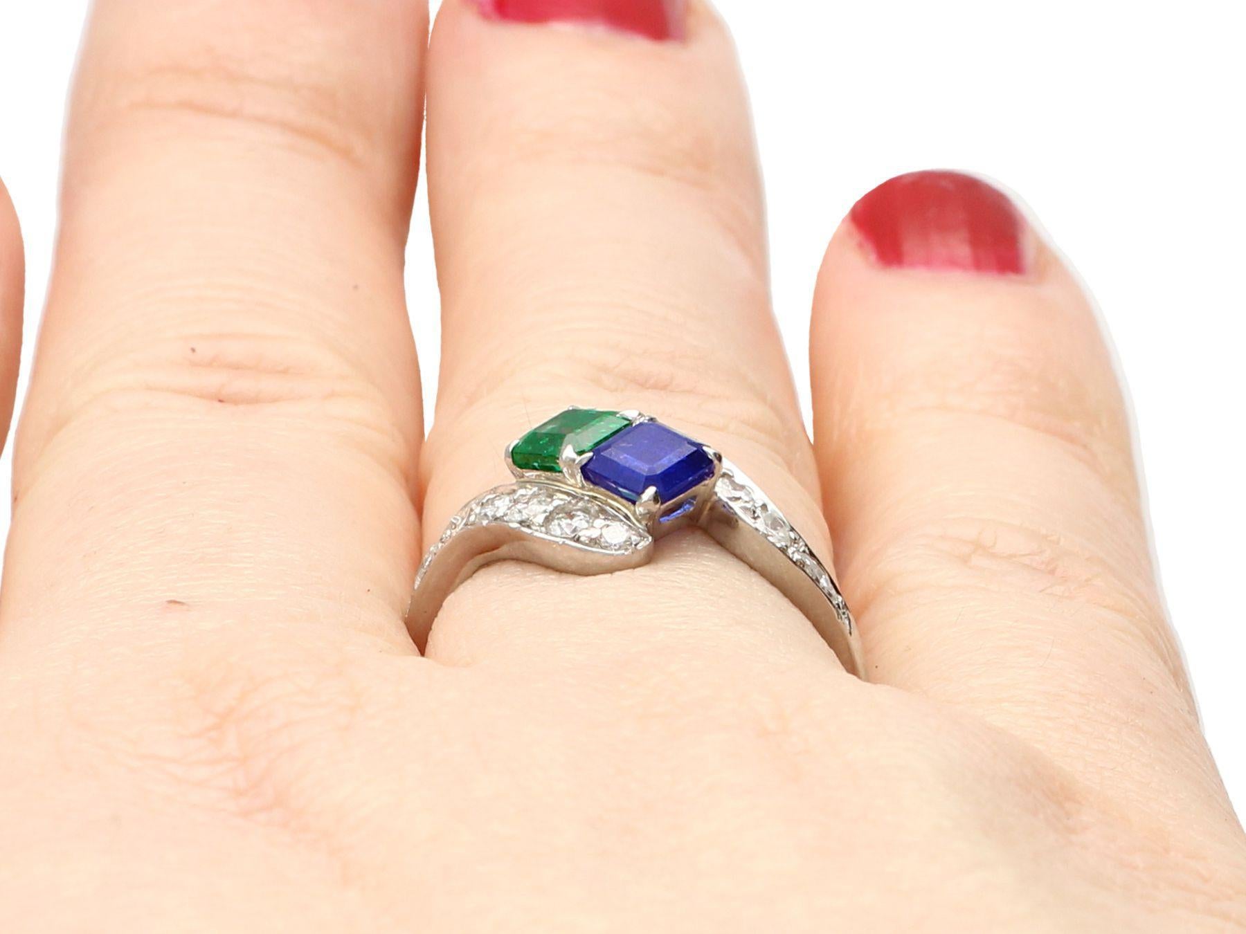 Vintage 1950s Sapphire and Emerald Diamond and Platinum Twist Ring For Sale 3