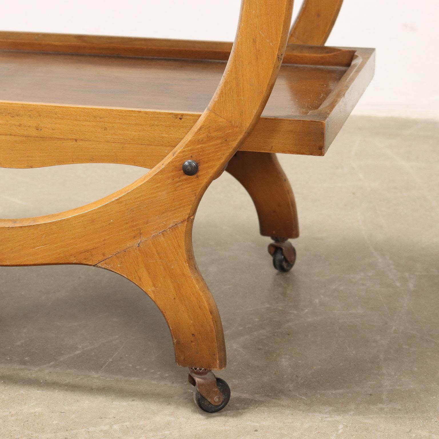Vintage 1950s Service Trolley Nussbaum Furnier Italien (Mitte des 20. Jahrhunderts) im Angebot