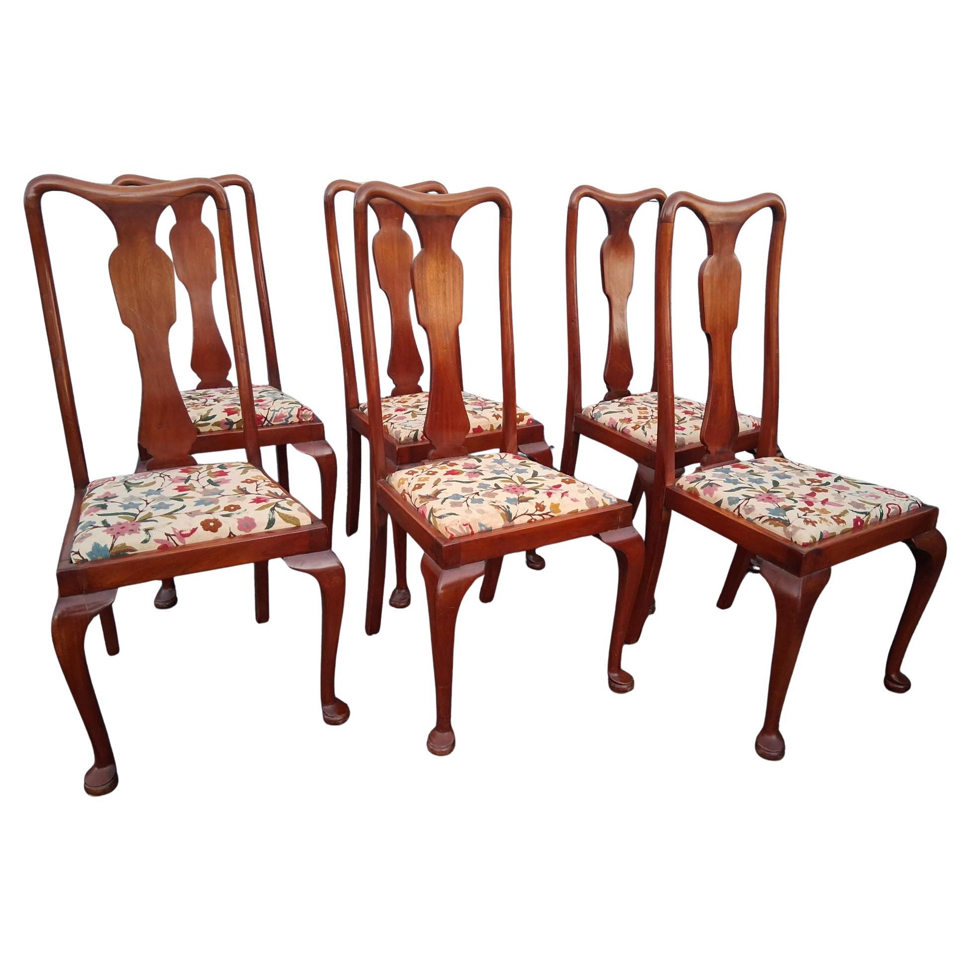 Vintage 1950's Set of 6 Queen Anne style Carved and Embroidered Dining Chairs For Sale