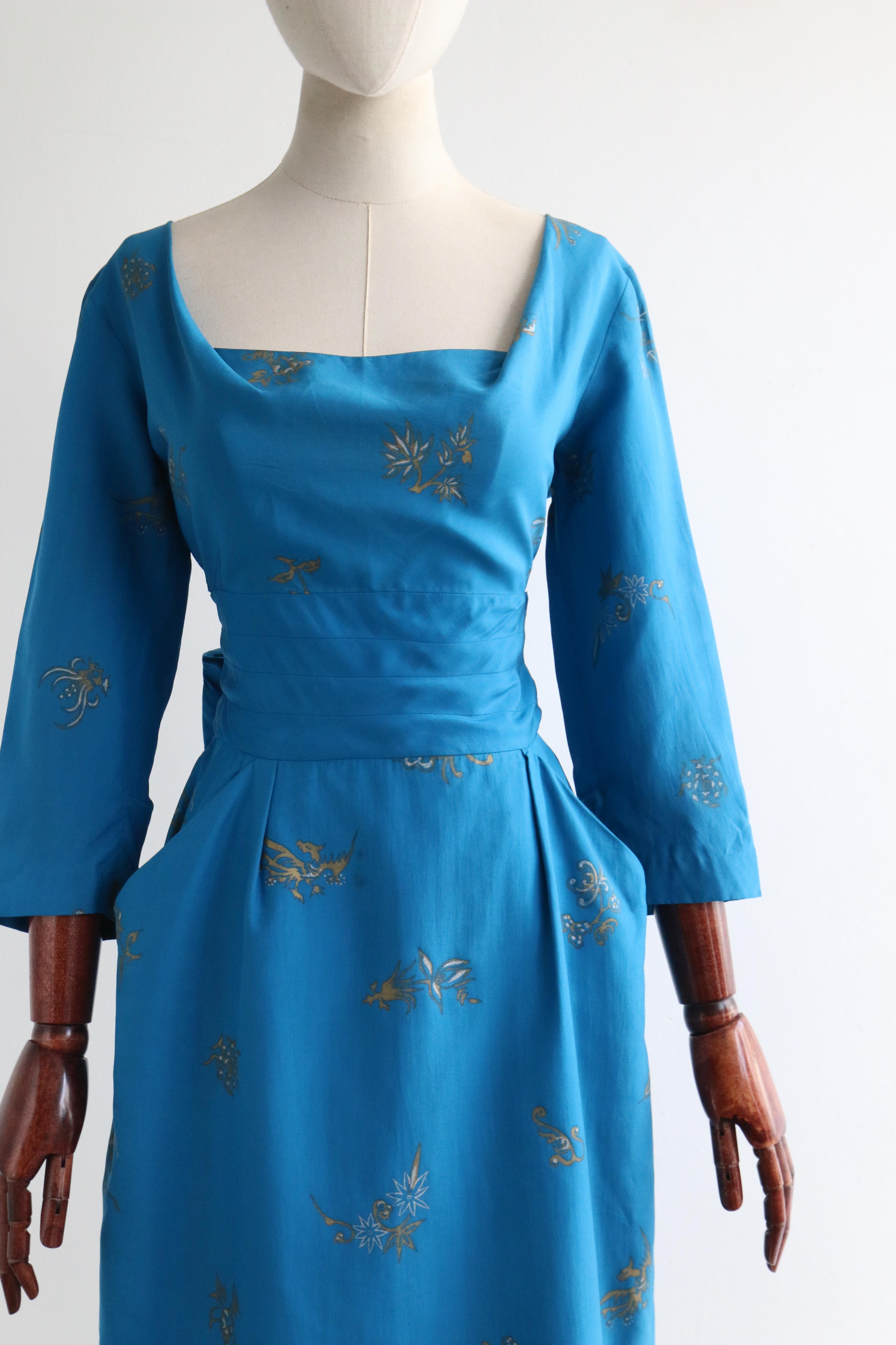Vintage 1950's Silk Alfred Shaheen Dress UK 8-10 US 4-6 In Good Condition In Cheltenham, GB