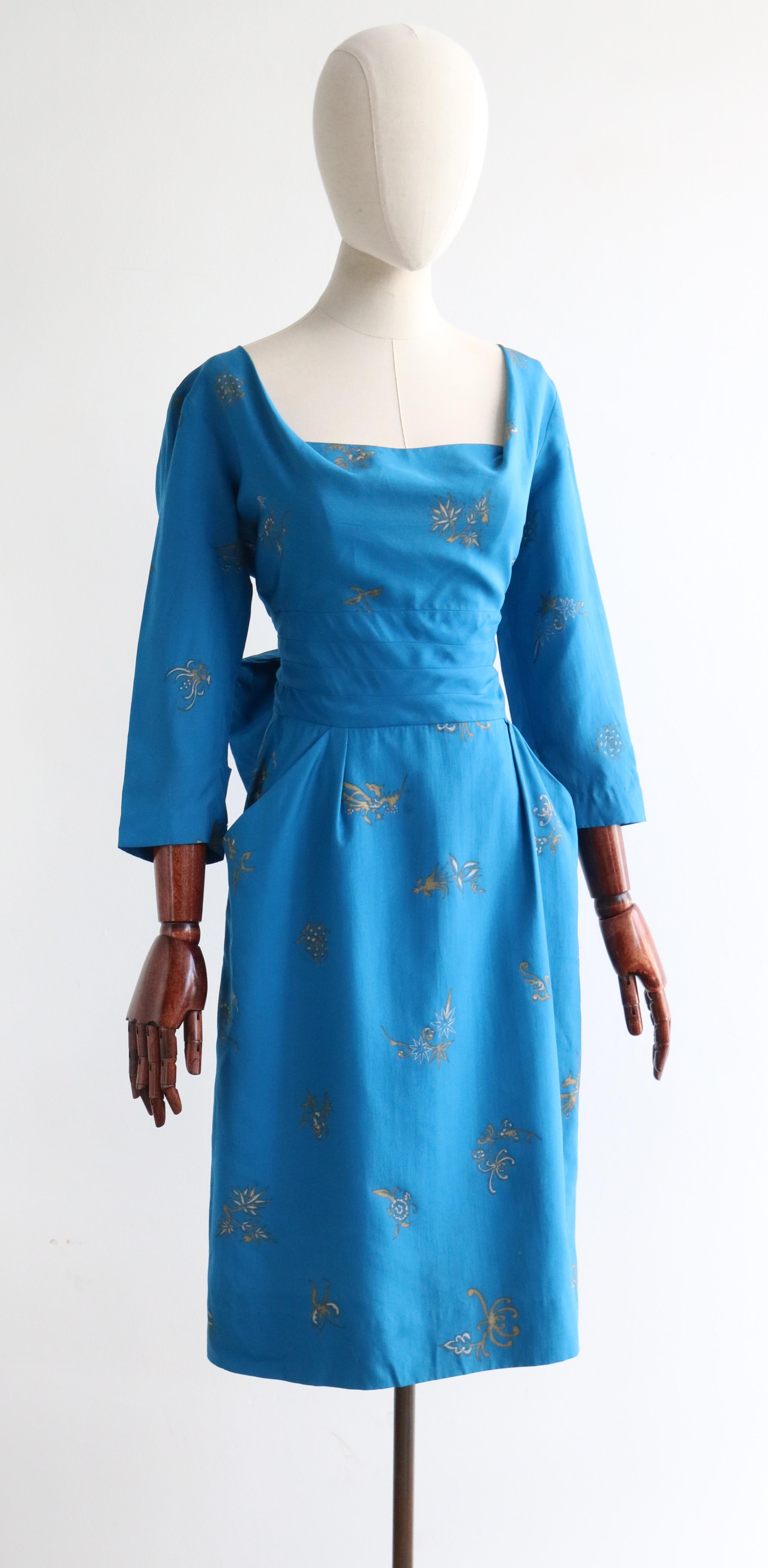 Women's or Men's Vintage 1950's Silk Alfred Shaheen Dress UK 8-10 US 4-6