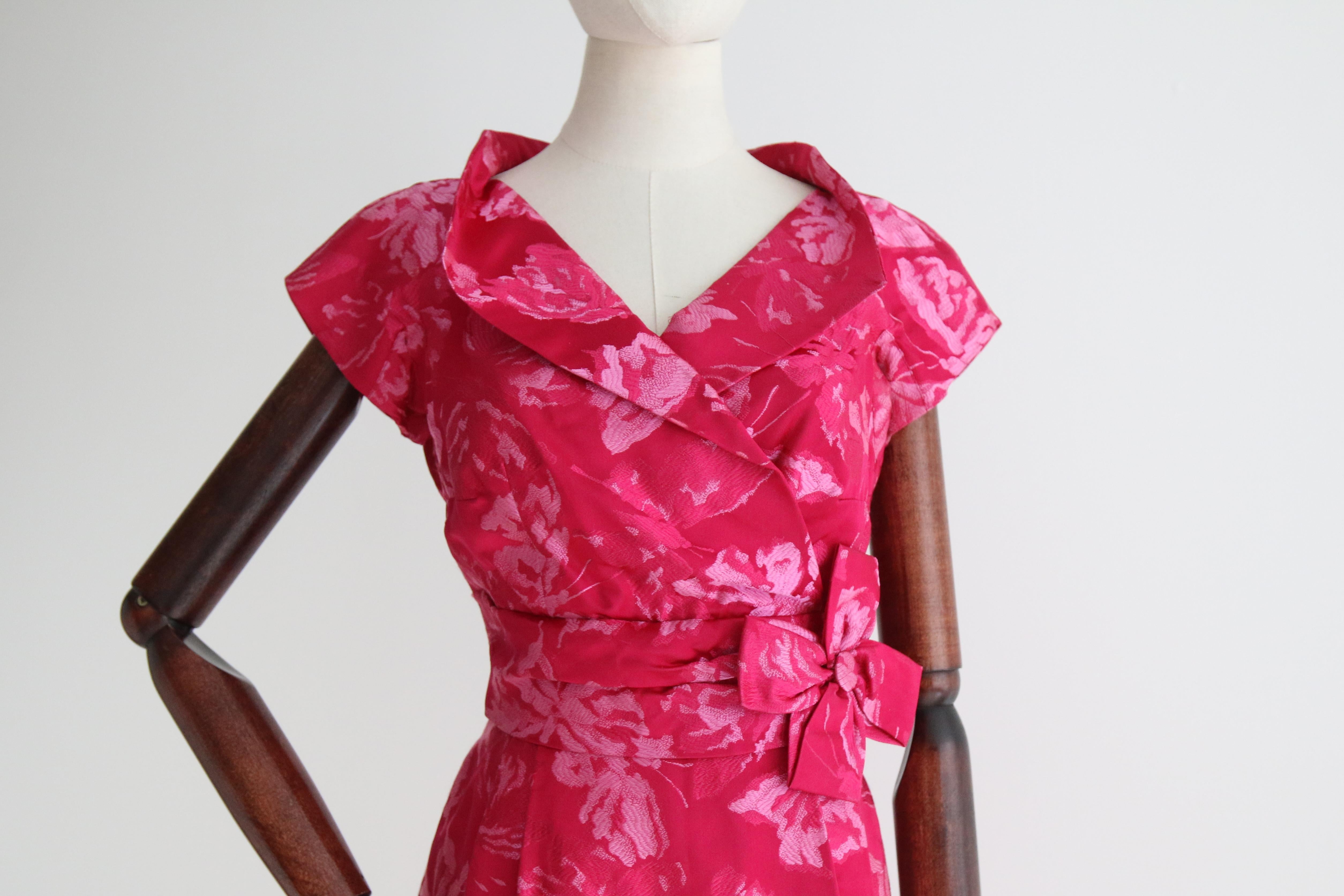 Vintage 1950's Silk Brocade Butterfly Dress UK 8-10 US 4-6 For Sale 3