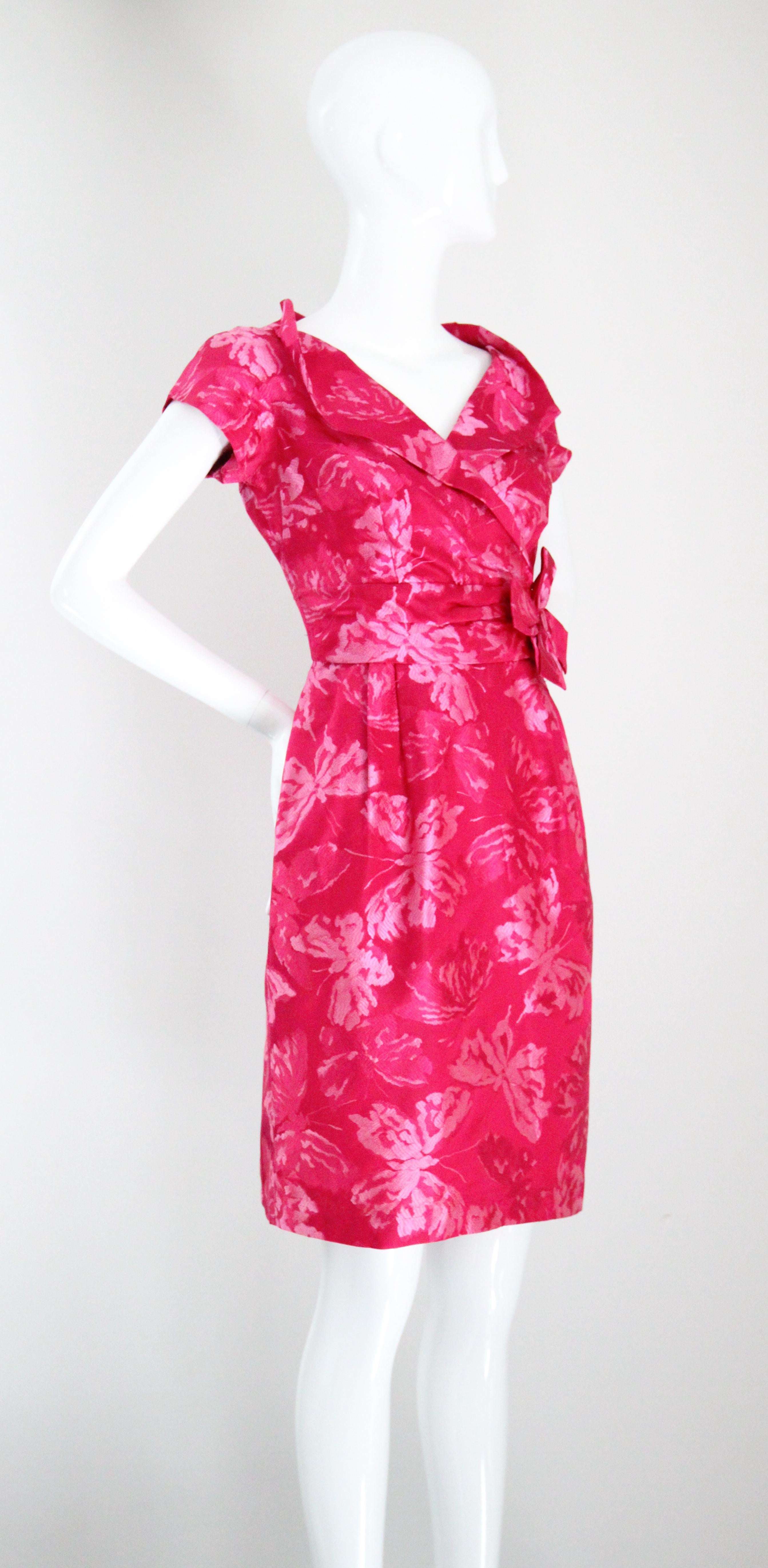 De las mujeres Vestido mariposa brocado seda vintage años 50 UK 8-10 US 4-6