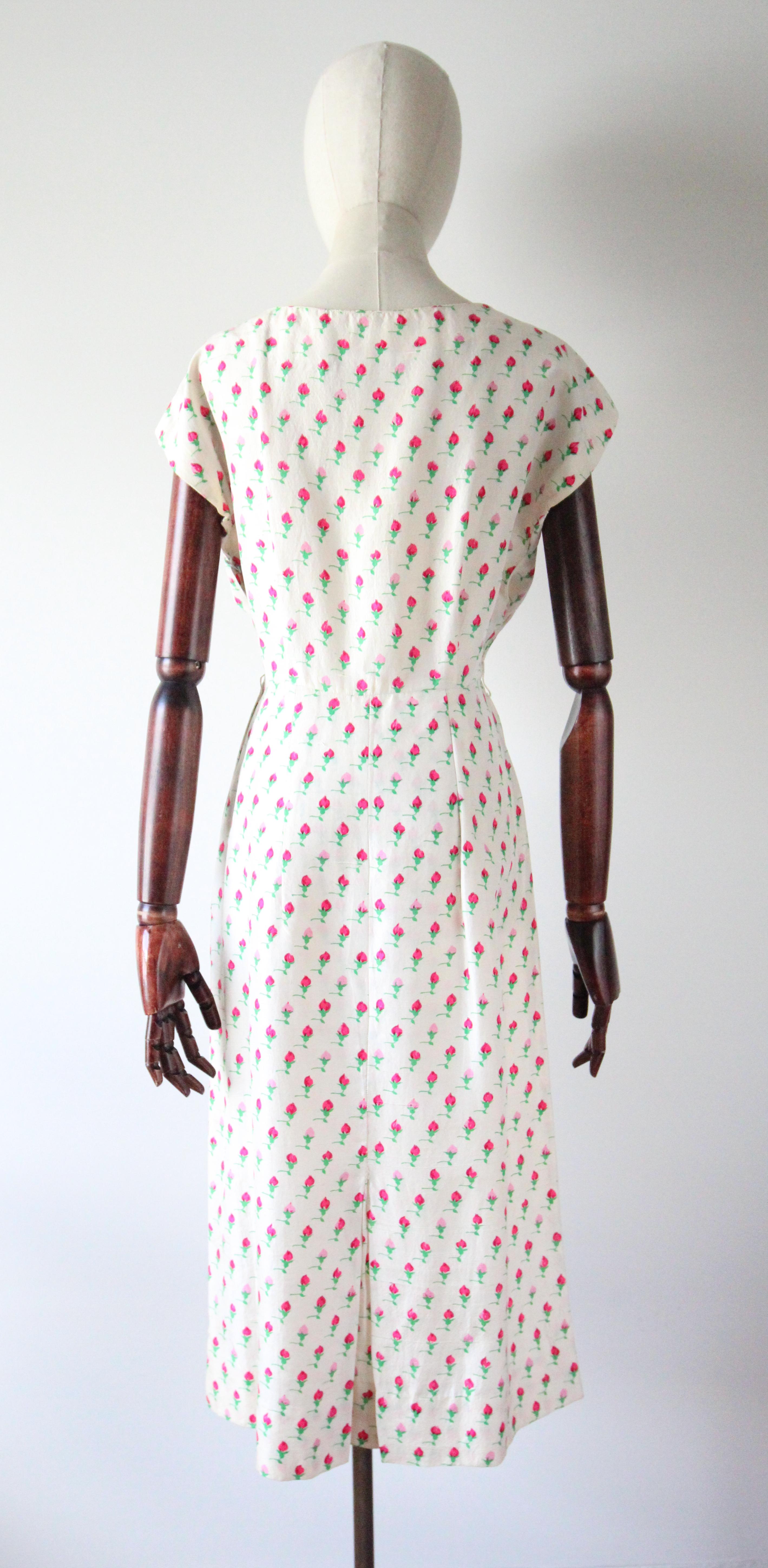 Vintage 1950's Silk Rose Bud Print Dress and Jacket 1950's Silk Dress Suit For Sale 1