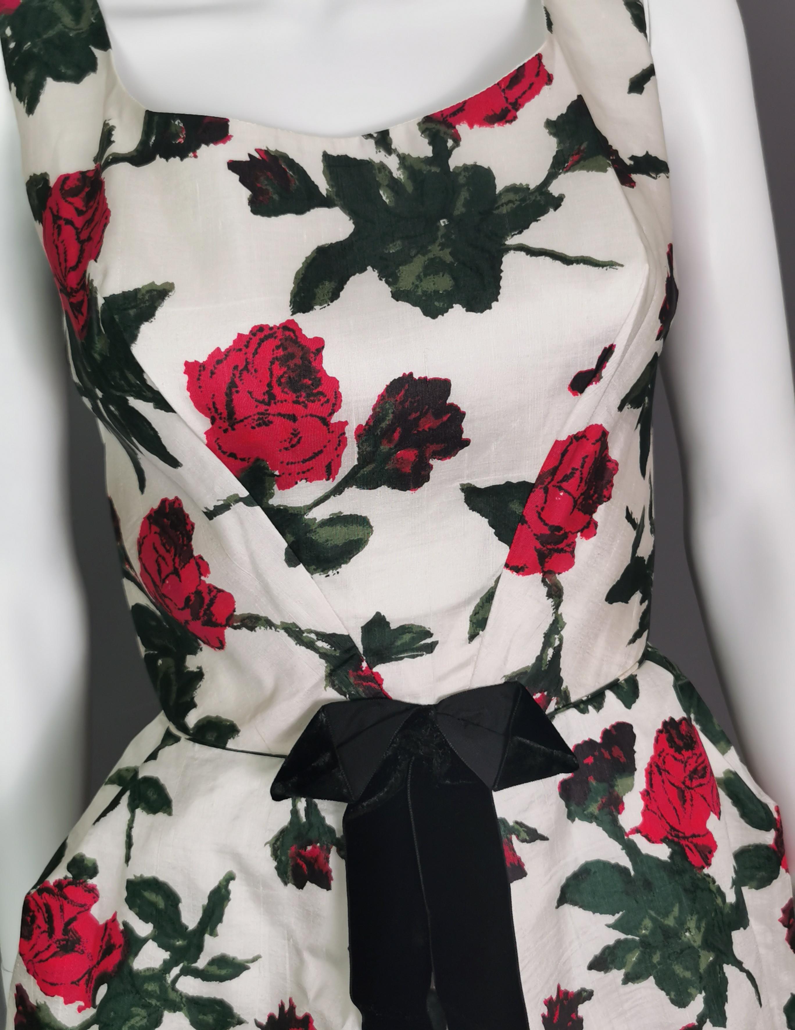 Women's Vintage 1950s silk Rose print dress 