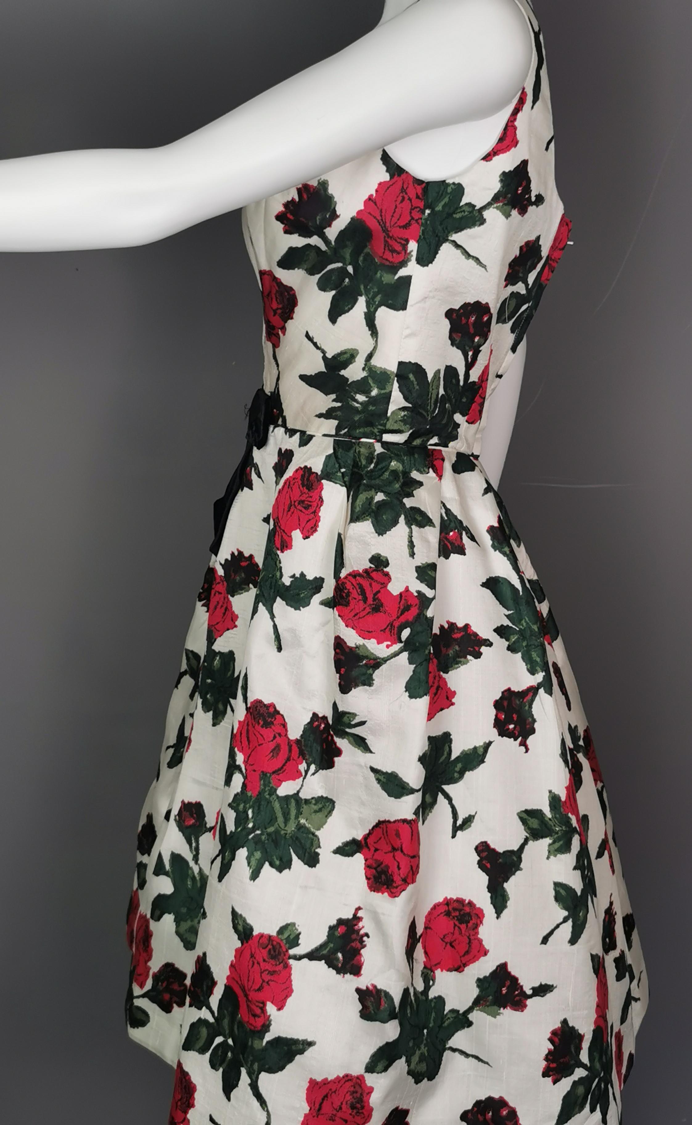 Vintage 1950s silk Rose print dress  5