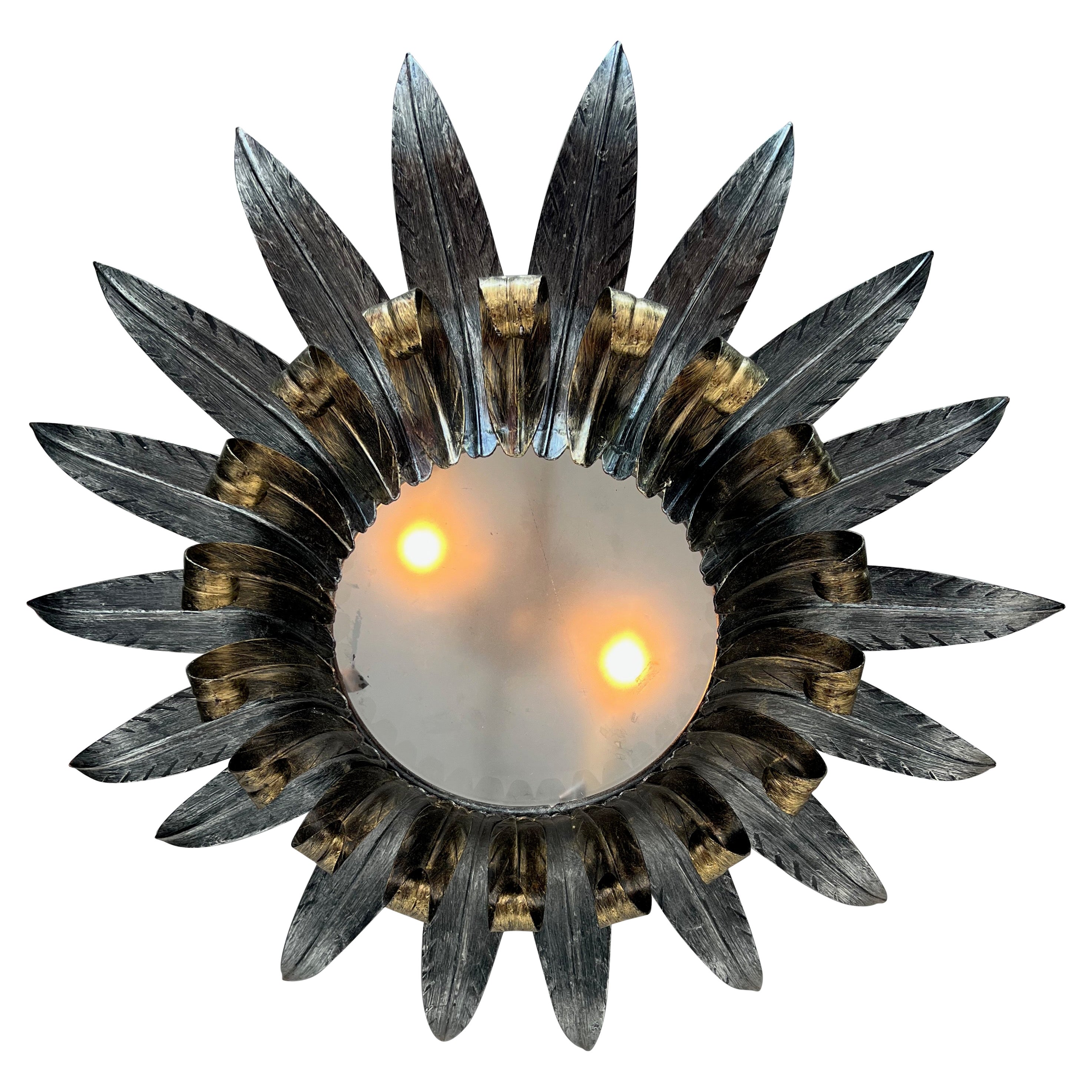 Vintage 1950s Silber 
Gold Spanisch vergoldet Metall Deckenleuchte im Angebot