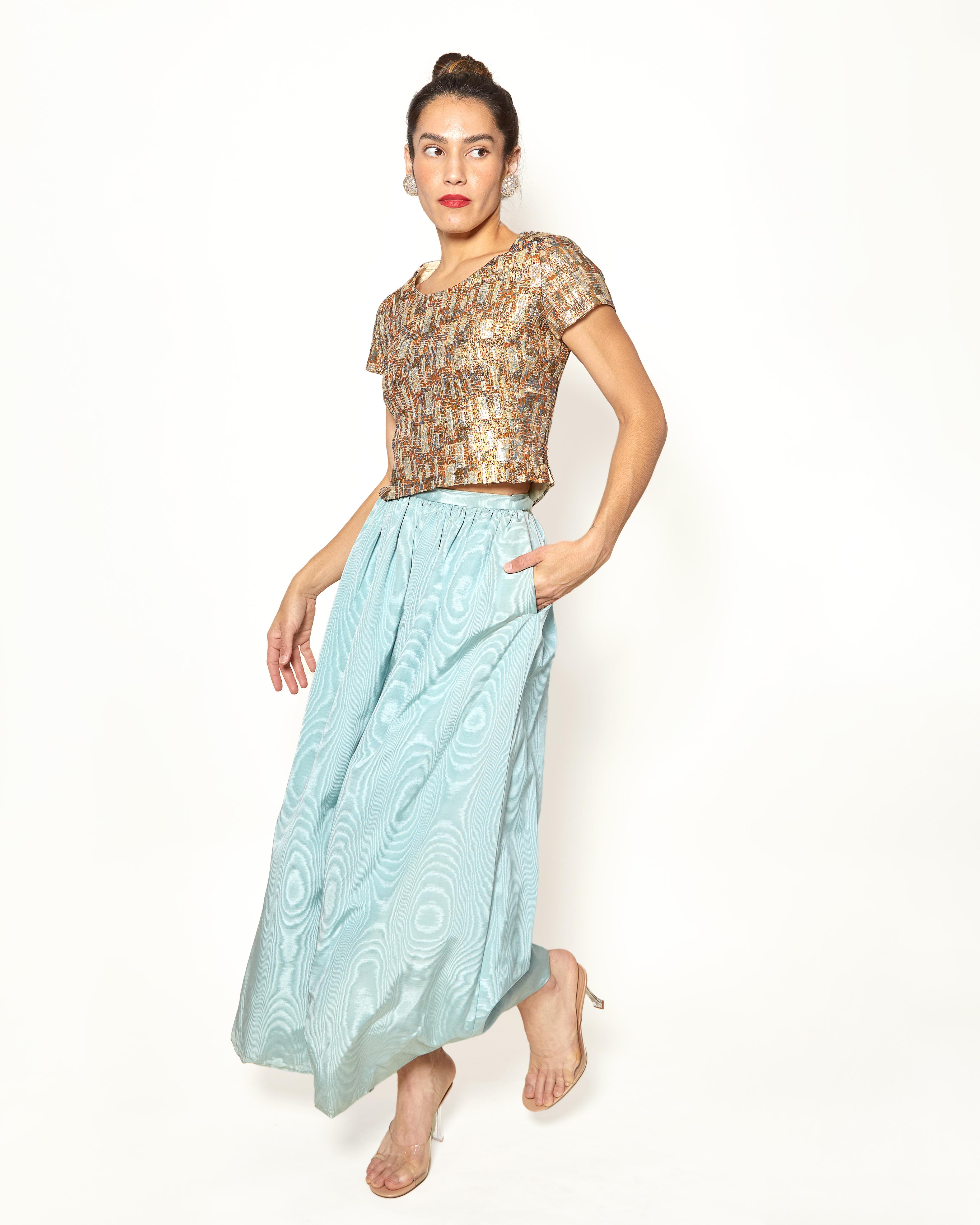 Vintage 1950's Sloat New York Maxi falda circular de seda azul cielo en Bueno estado para la venta en Los Angeles, CA