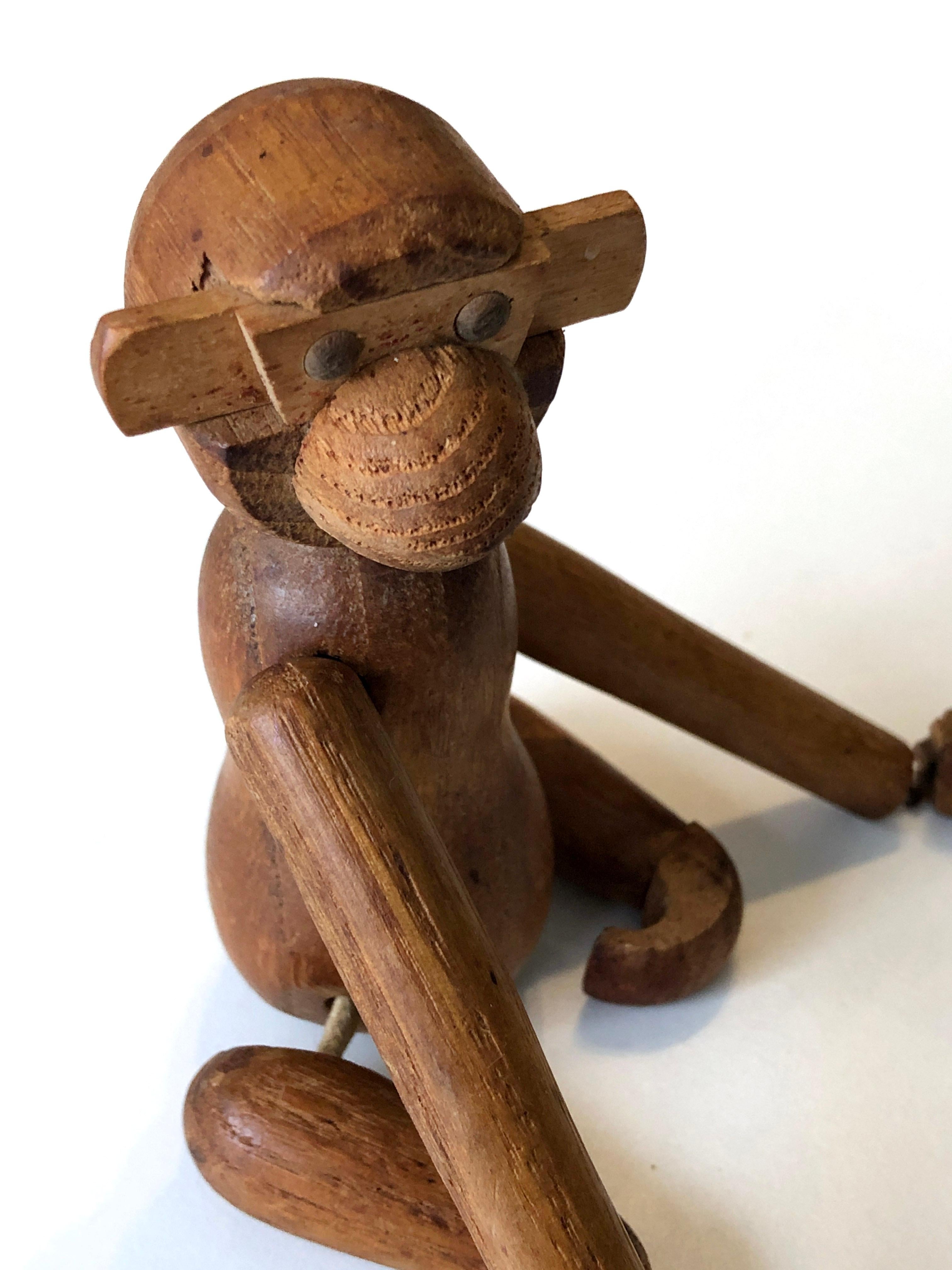 Vintage 1950's small wooden monkey - Kay Bojesen style For Sale 8
