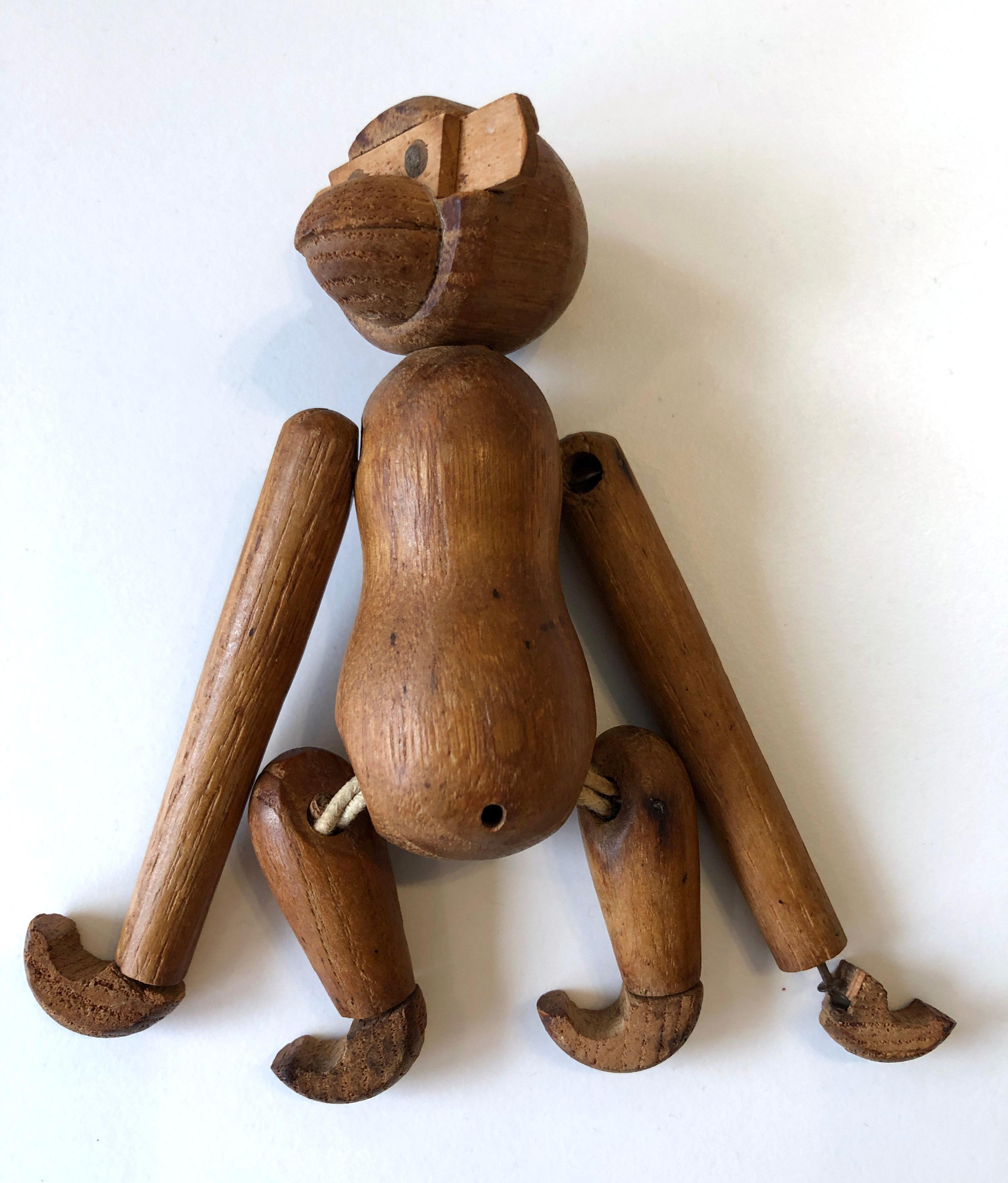 Vintage 1950's small wooden monkey - Kay Bojesen style For Sale 9