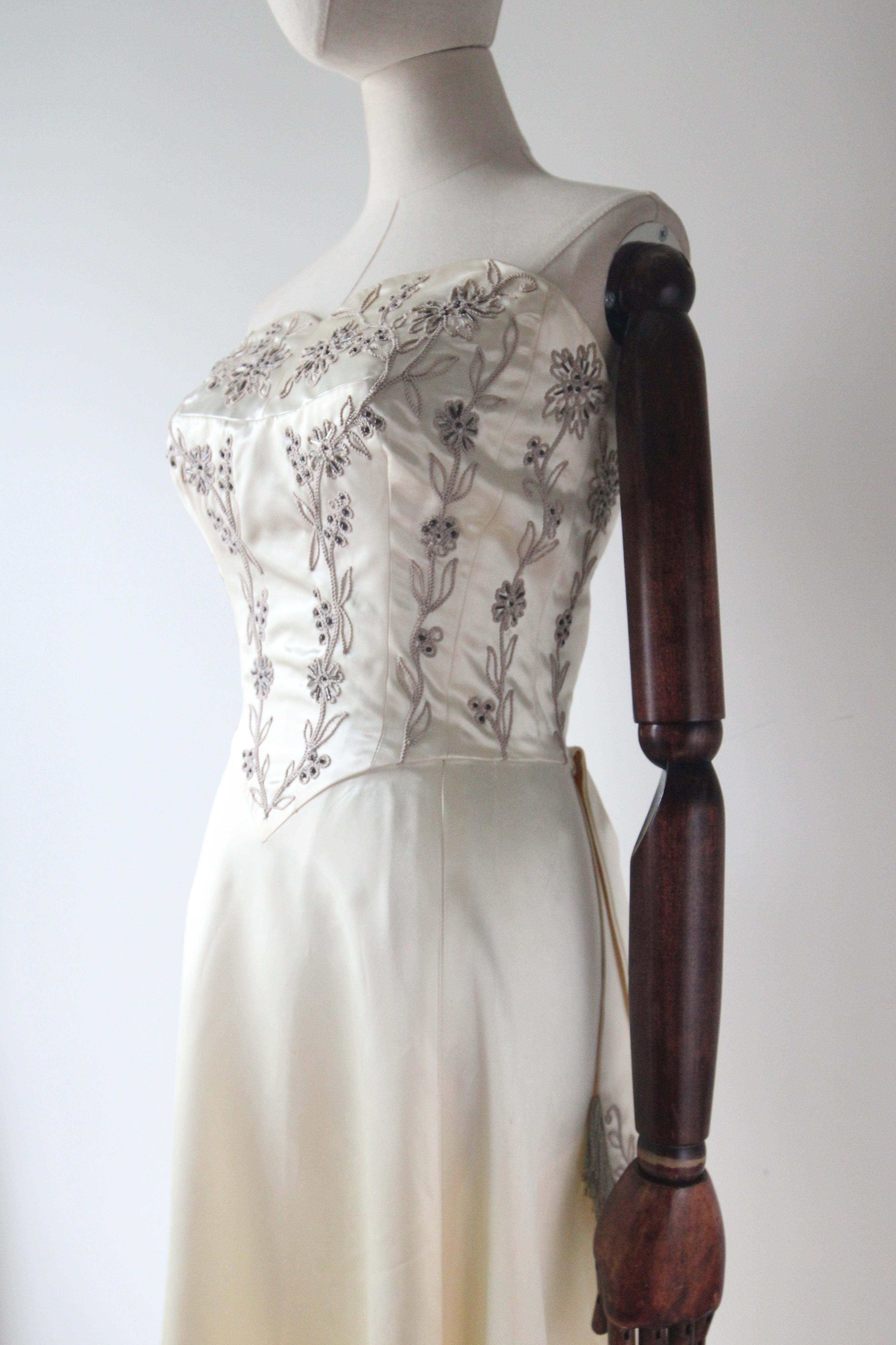 Vintage 1950's Strapless Cream Satin Frank Starr Ted Short Evening Gown UK 6-8 For Sale 2