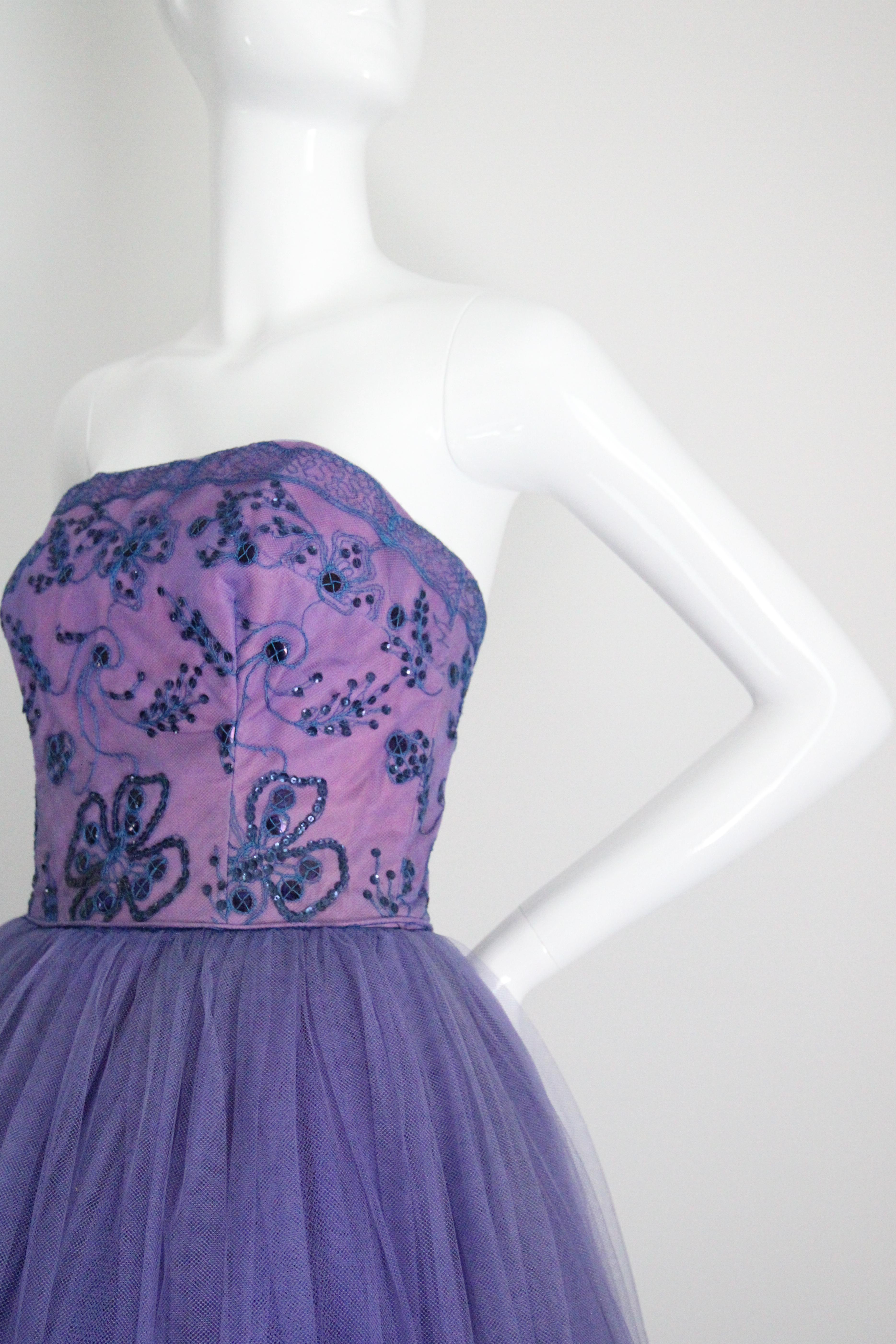 Abito da sera in tulle senza spalline vintage anni '50 Mary Carter UK 6 US 2 in vendita 4