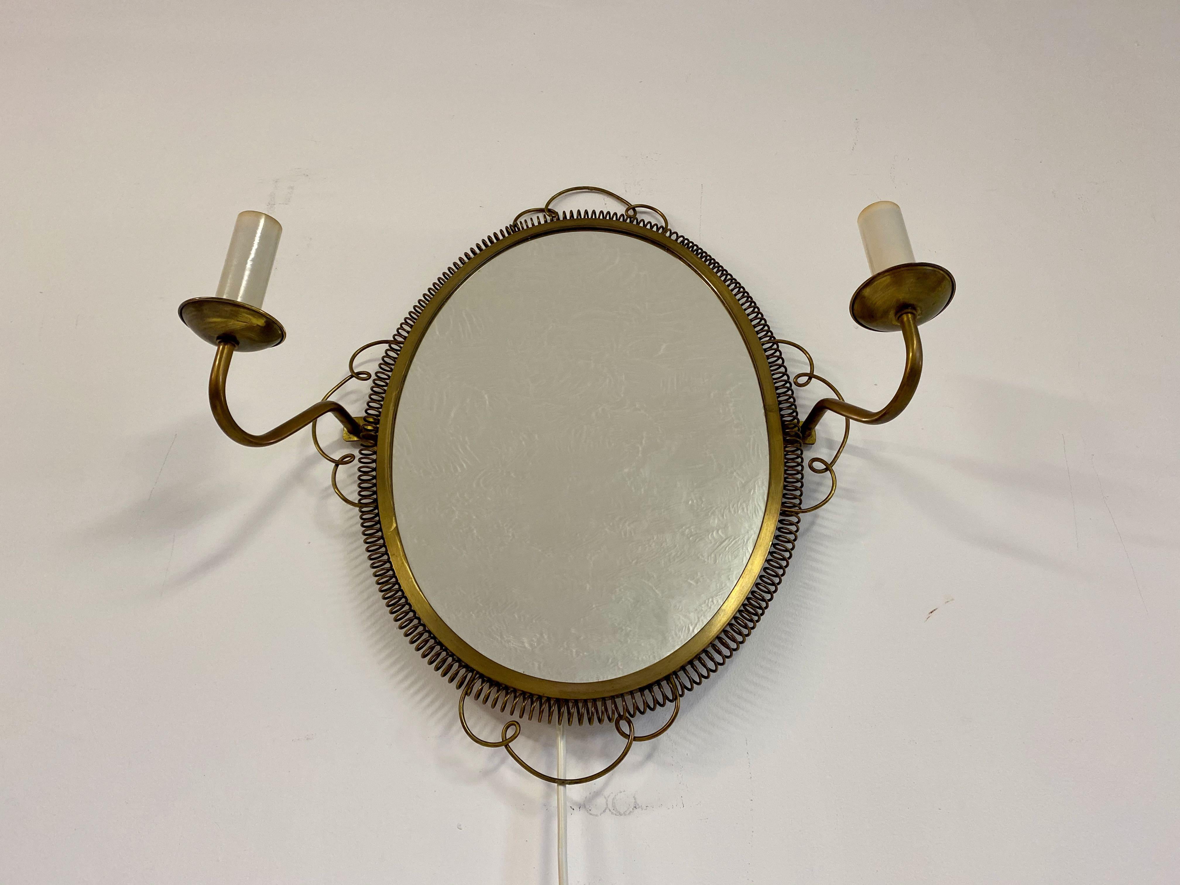 Vintage 1950s Swedish Brass Mirror with Sconces In Good Condition For Sale In London, London