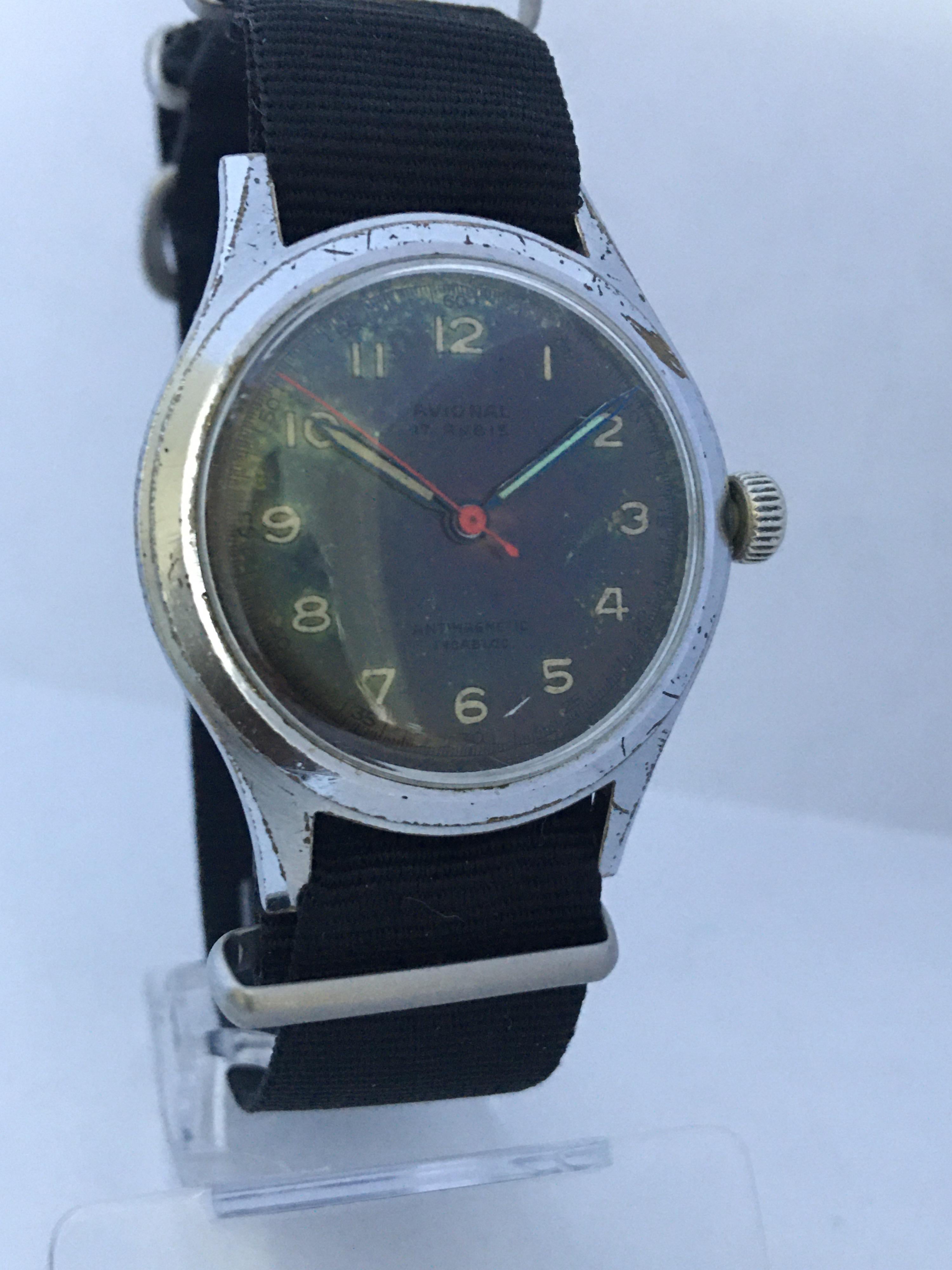 Women's or Men's Vintage 1950s Swiss Mechanical Watch For Sale