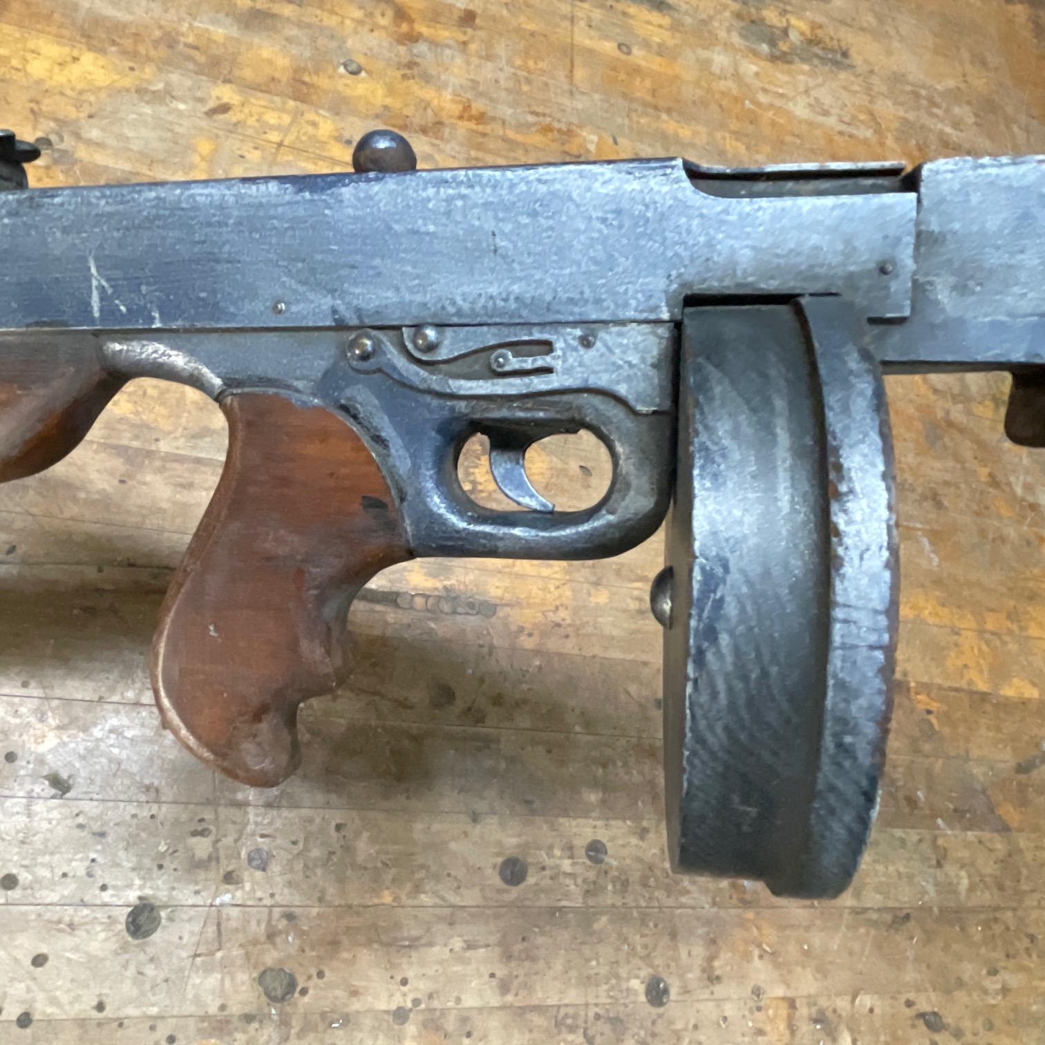 Metal Vintage 1950s Tommy Gun Movie Prop Theatrical Toy Weapon For Sale