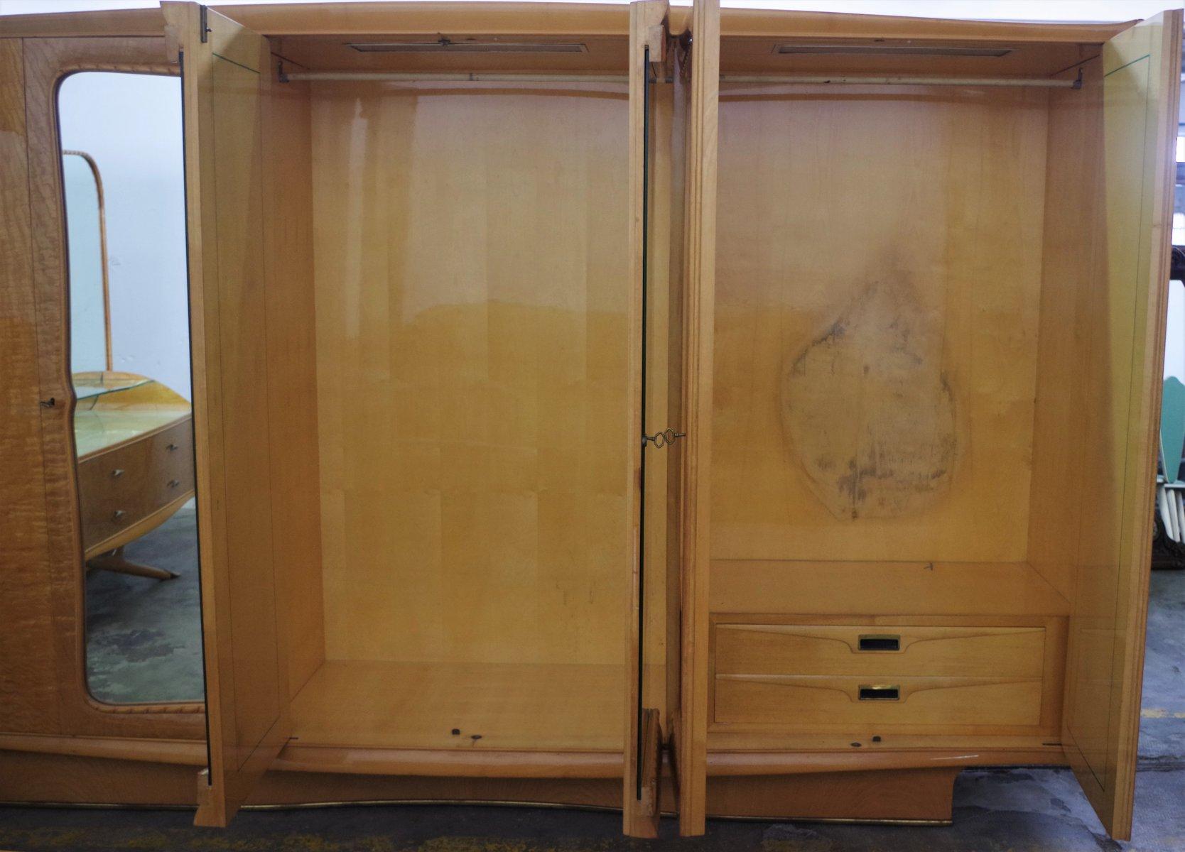 Vintage 1950s Walnut Bedroom Set in the style of Borsani For Sale 9