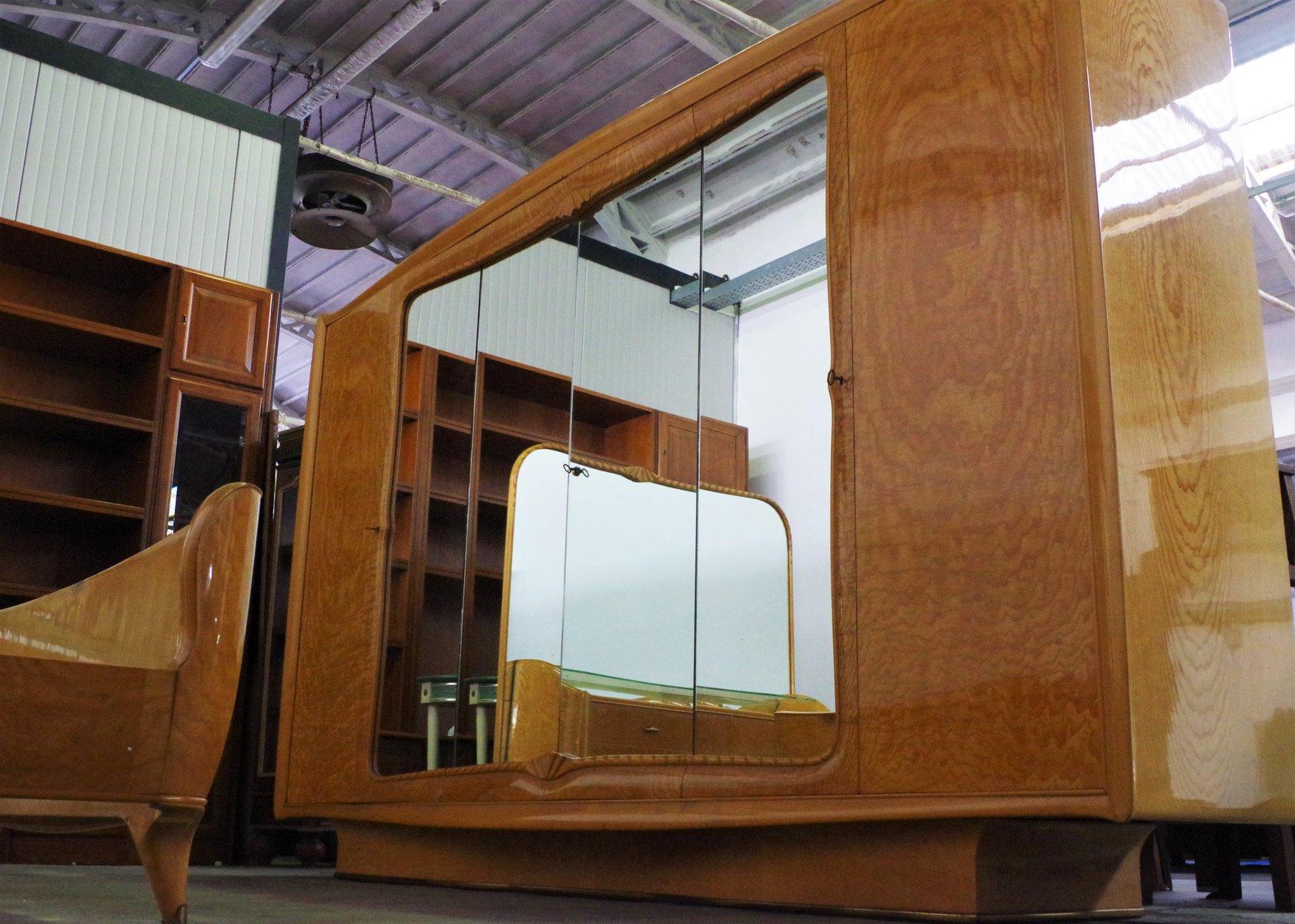 Vintage 1950s Walnut Bedroom Set in the style of Borsani For Sale 11
