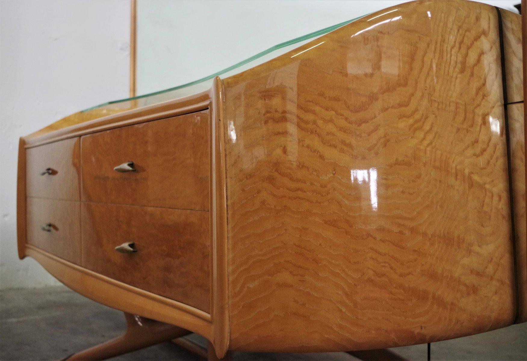 Mid-20th Century Vintage 1950s Walnut Bedroom Set in the style of Borsani For Sale