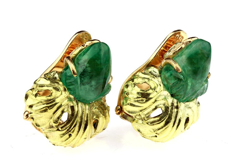Vintage 1950s Yellow Gold and Carved Emerald Buccellati Clip-On ...