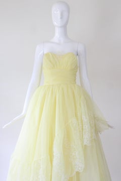Vintage 1950's Yellow Strapless Evening Gown Sweetheart Neckline US 4 UK 8