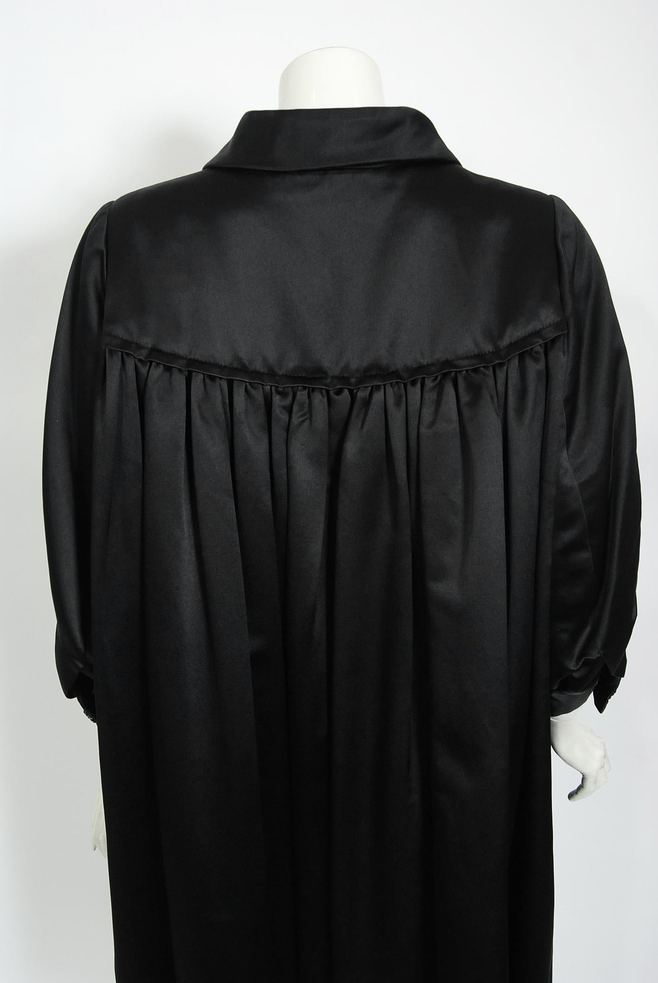 Vintage 1951 Traina-Norell Couture Black Duchess Satin Voluminous Pleated Coat For Sale 6