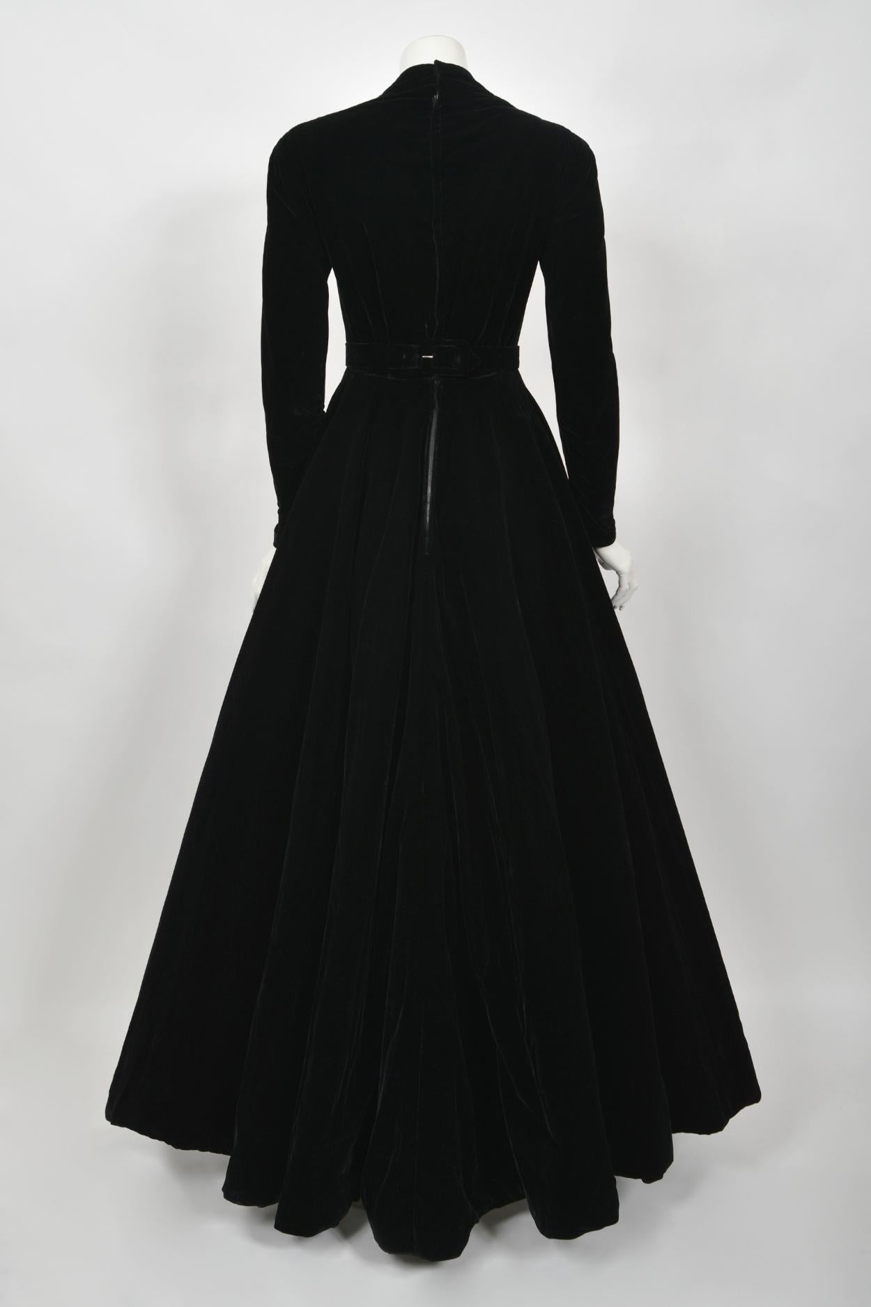 Vintage 1952 Nina Ricci Haute Couture Documented Ivory Satin & Black Velvet Gown 6